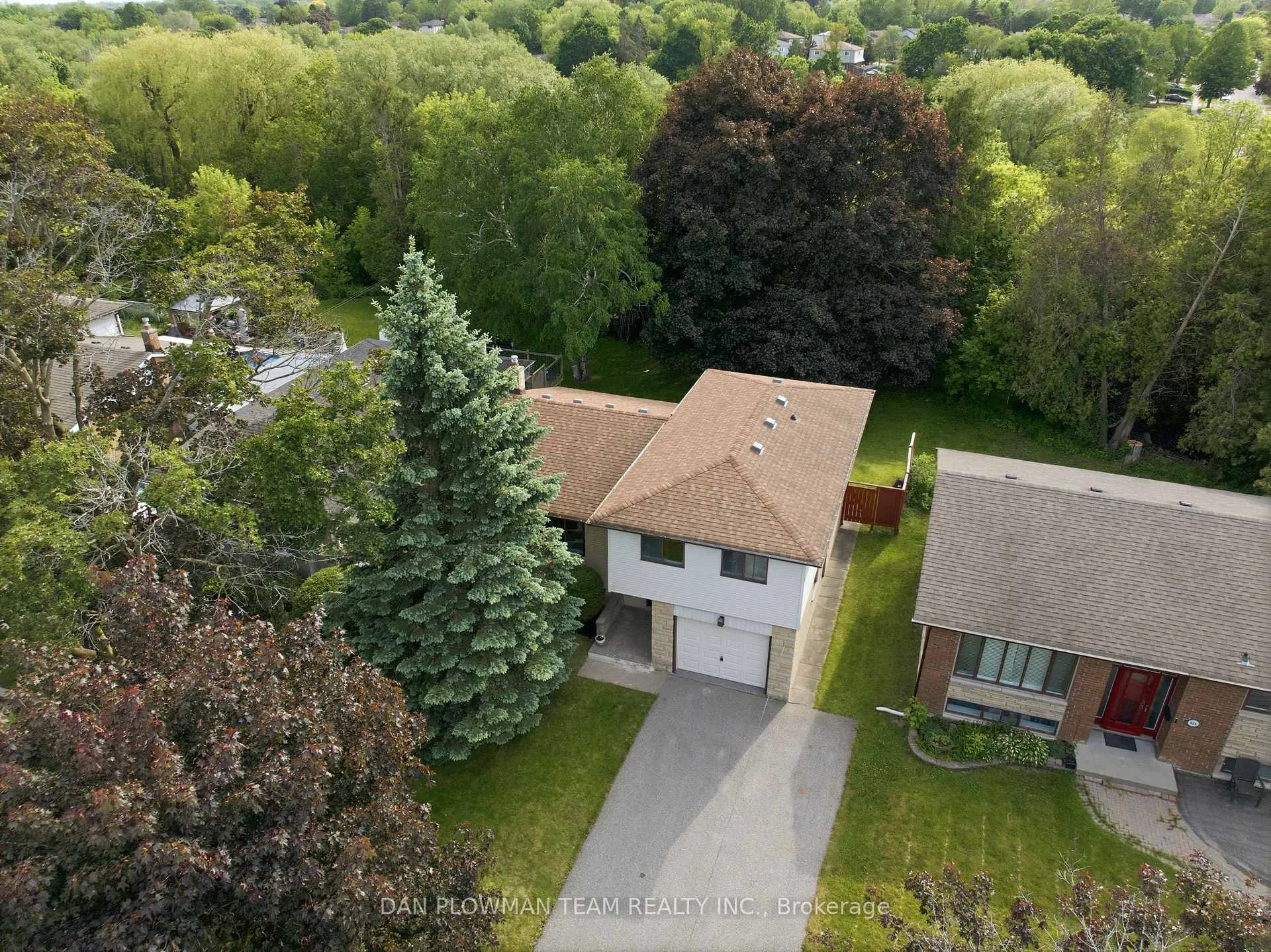 Photo 45 of 410 Dianne Drive, Oshawa, Donevan — HOMEH