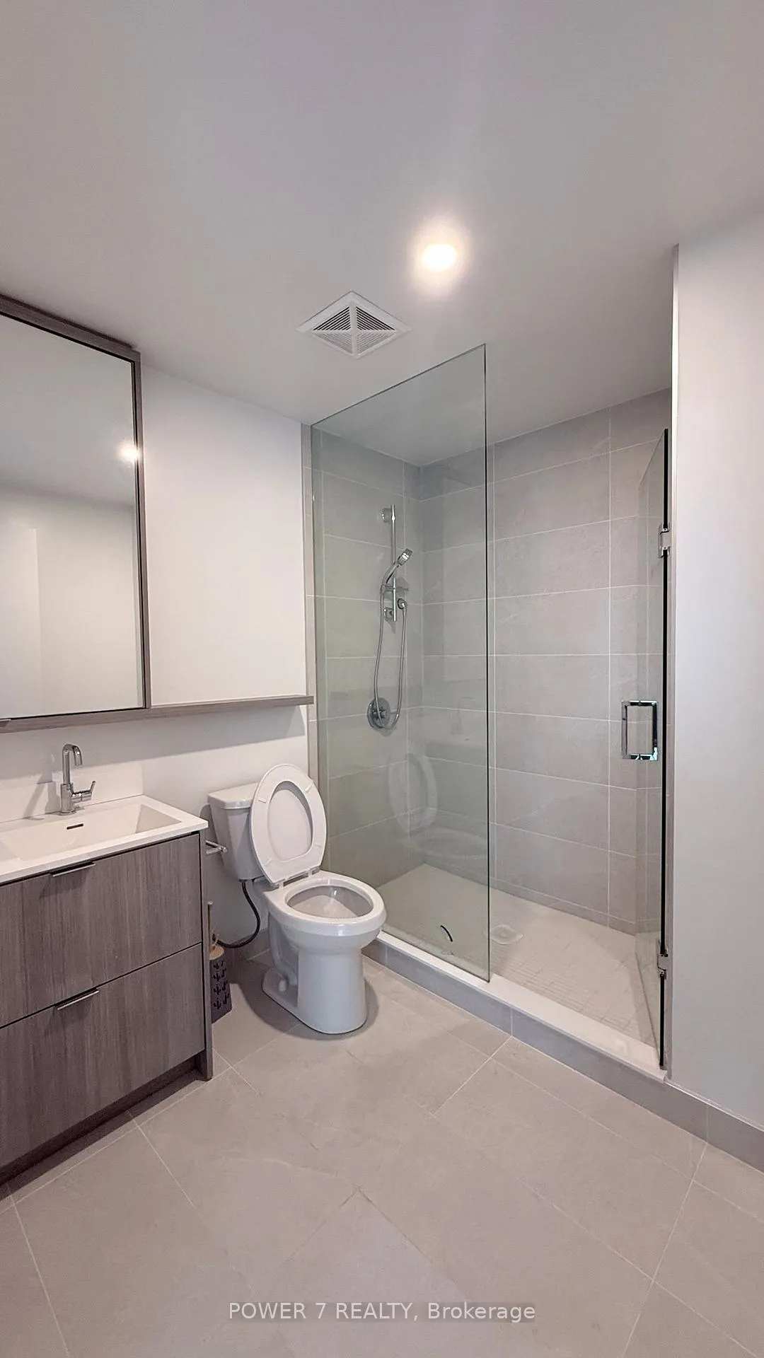 Photo 17 of Unit 222, 6 Greenbriar Road, North York, Bayview Village — HOMEH
