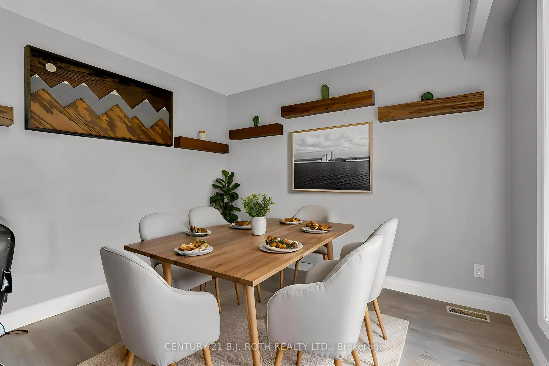 Photo 7 of 138 Tupper Street W, New Tecumseth, Alliston — HOMEH