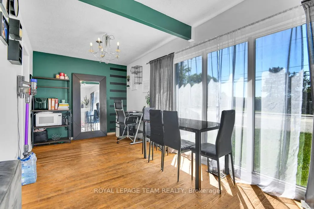 Photo 7 of 2383 Walkley Road, Ottawa, Hawthorne Meadows — HOMEH