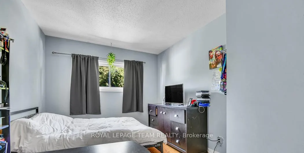 Photo 11 of 2383 Walkley Road, Ottawa, Hawthorne Meadows — HOMEH
