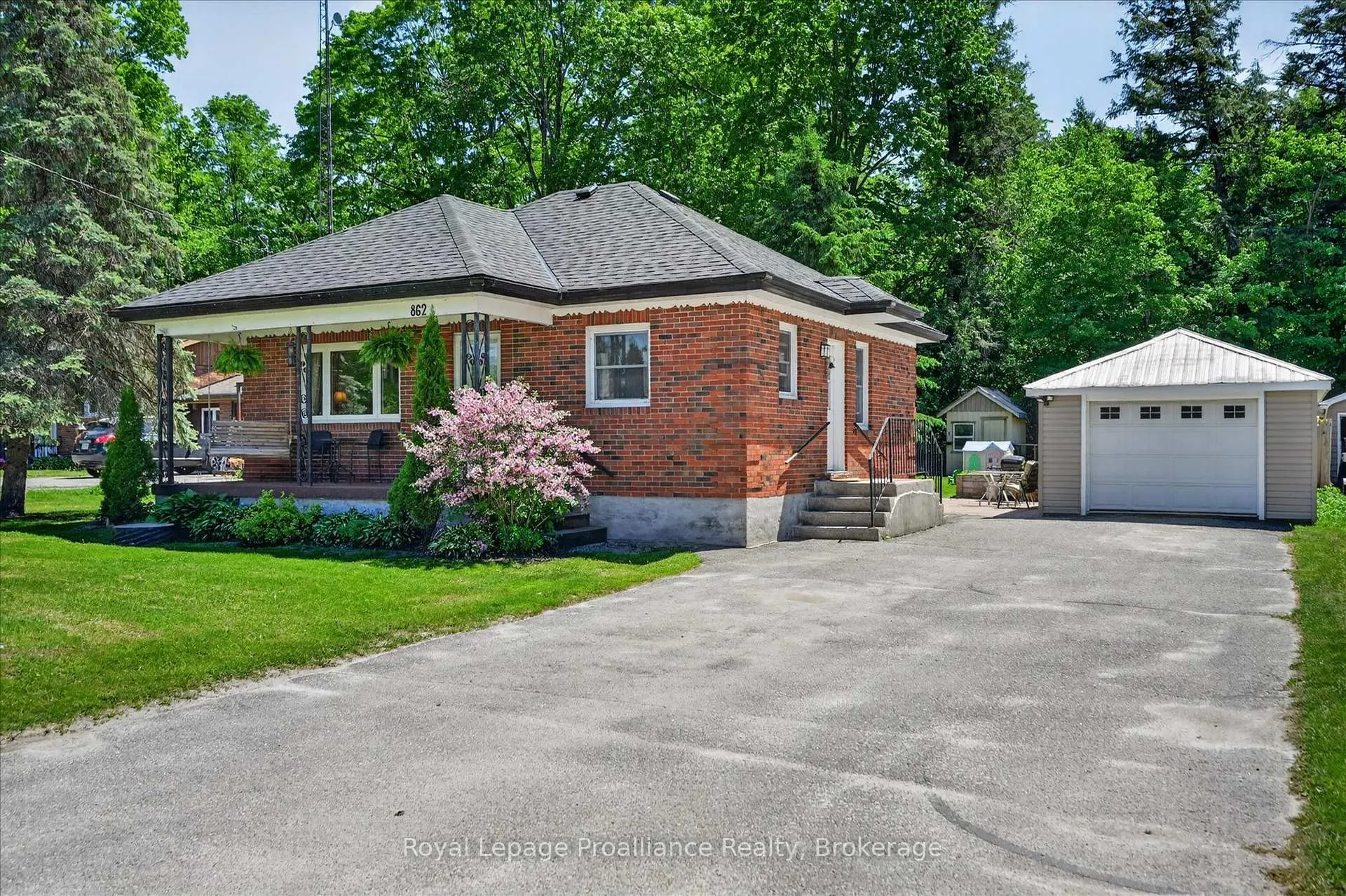 Photo 1 of 862 South Street, Douro-Dummer — HOMEH