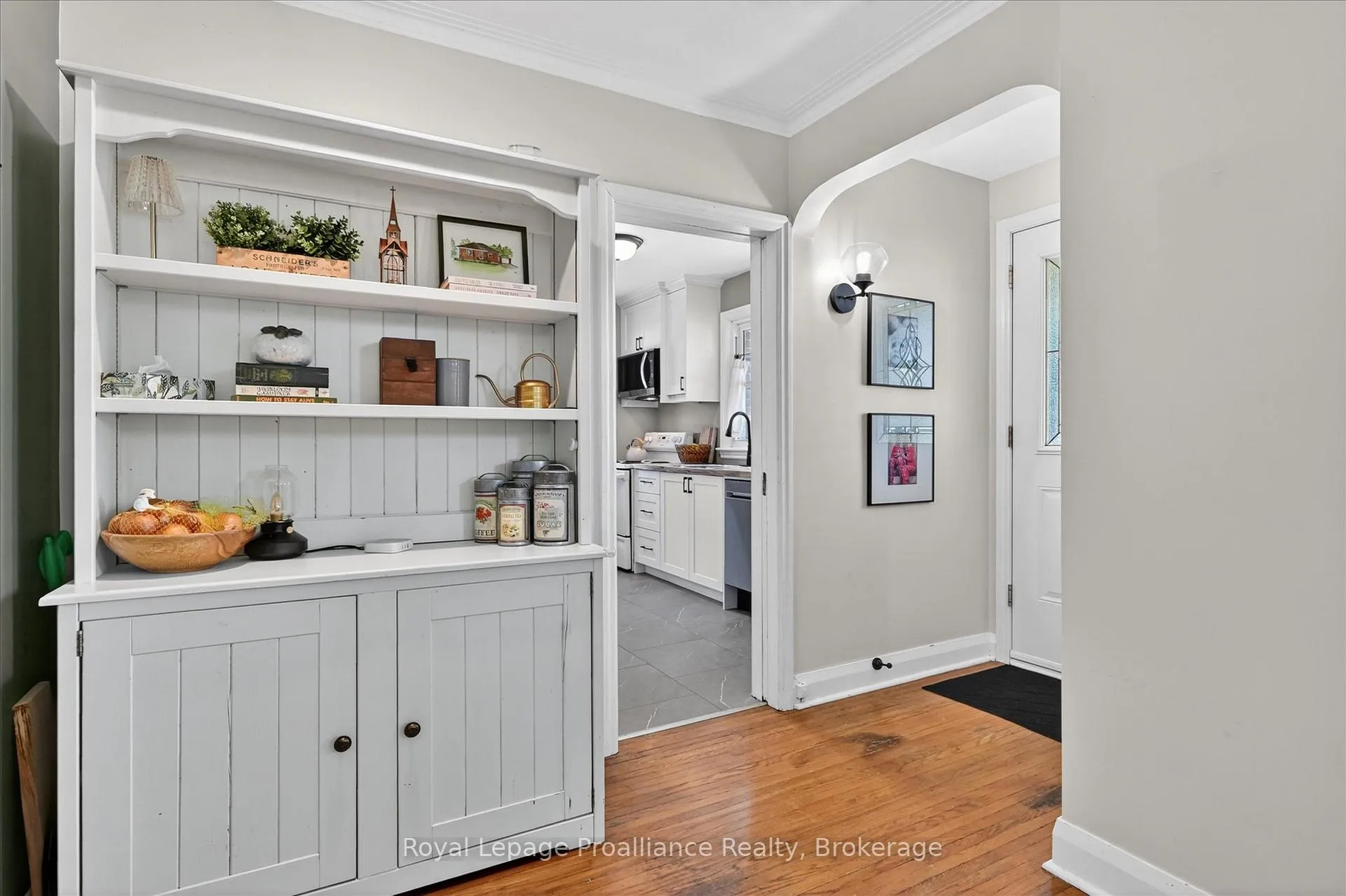 Photo 9 of 862 South Street, Douro-Dummer — HOMEH