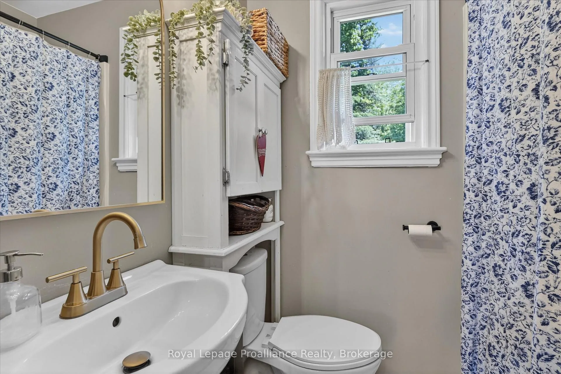 Photo 14 of 862 South Street, Douro-Dummer — HOMEH