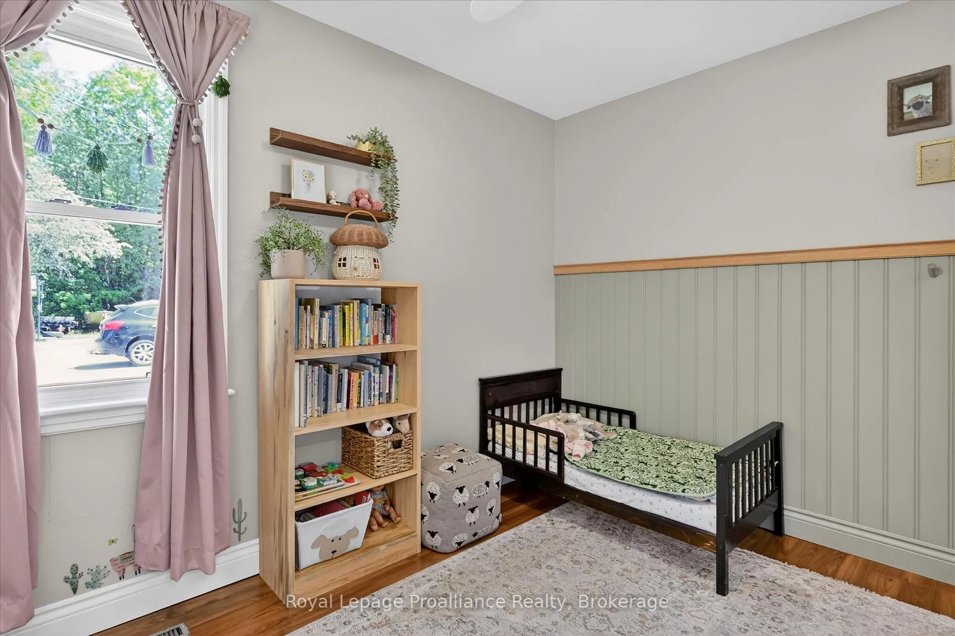 Photo 15 of 862 South Street, Douro-Dummer — HOMEH