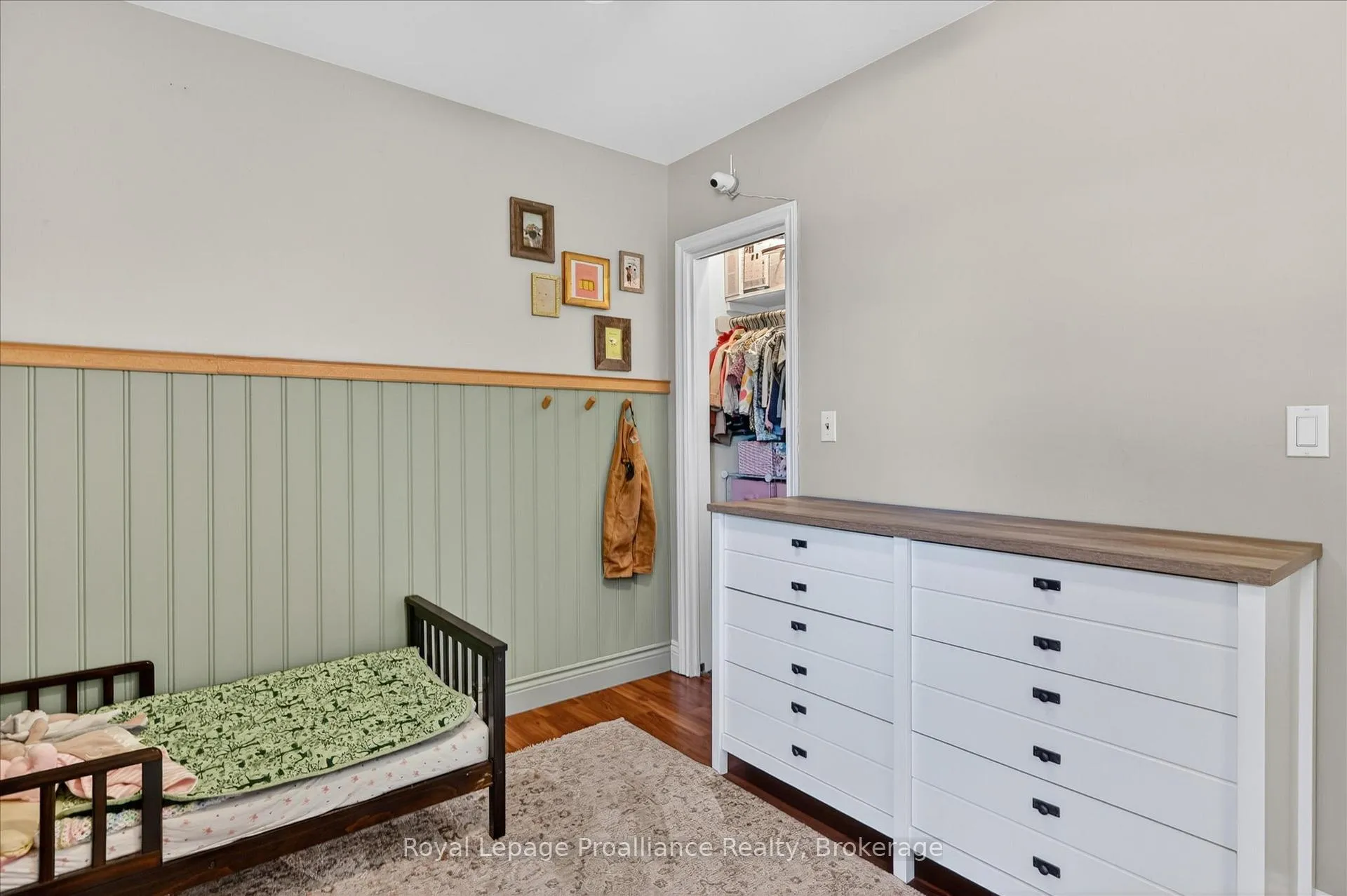 Photo 16 of 862 South Street, Douro-Dummer — HOMEH