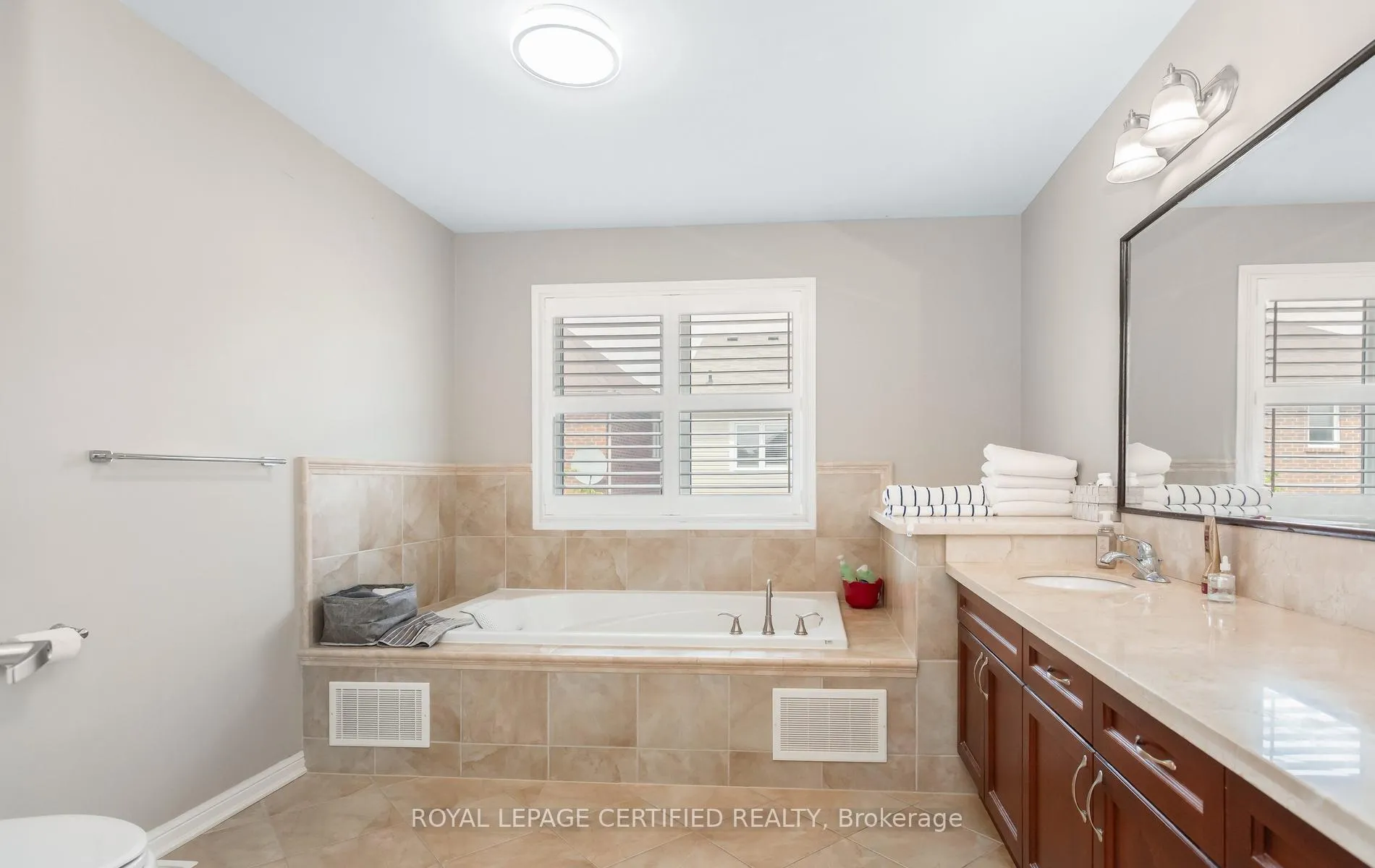 Photo 30 of 311 Cochrane Terrace, Milton, Willmott — HOMEH