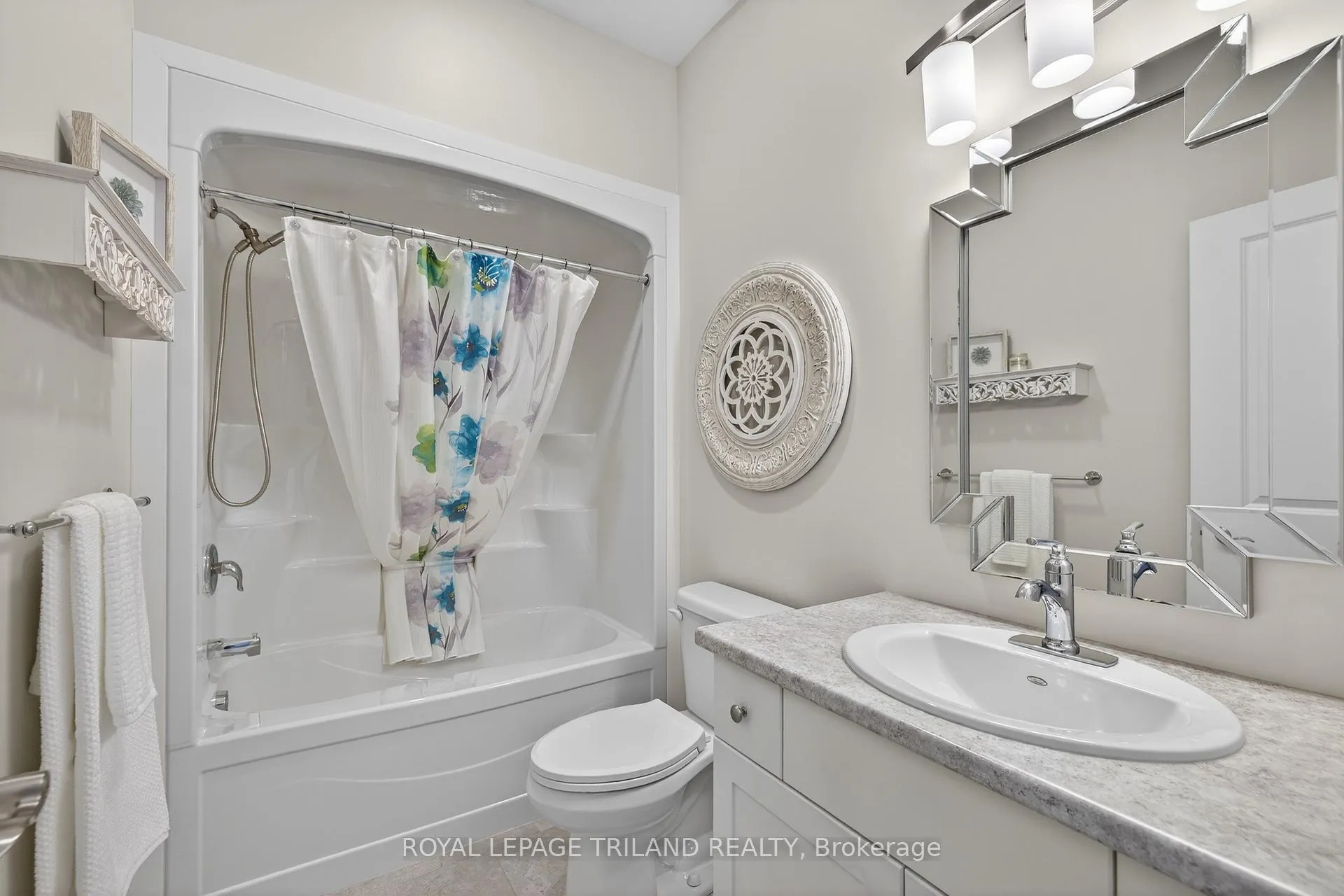 Photo 12 of Unit 41, 234 Peach Tree Boulevard, St. Thomas — HOMEH