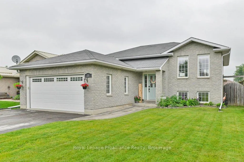 Photo 1 of 35 Ridgeview Lane, Quinte West, Sidney Ward — HOMEH