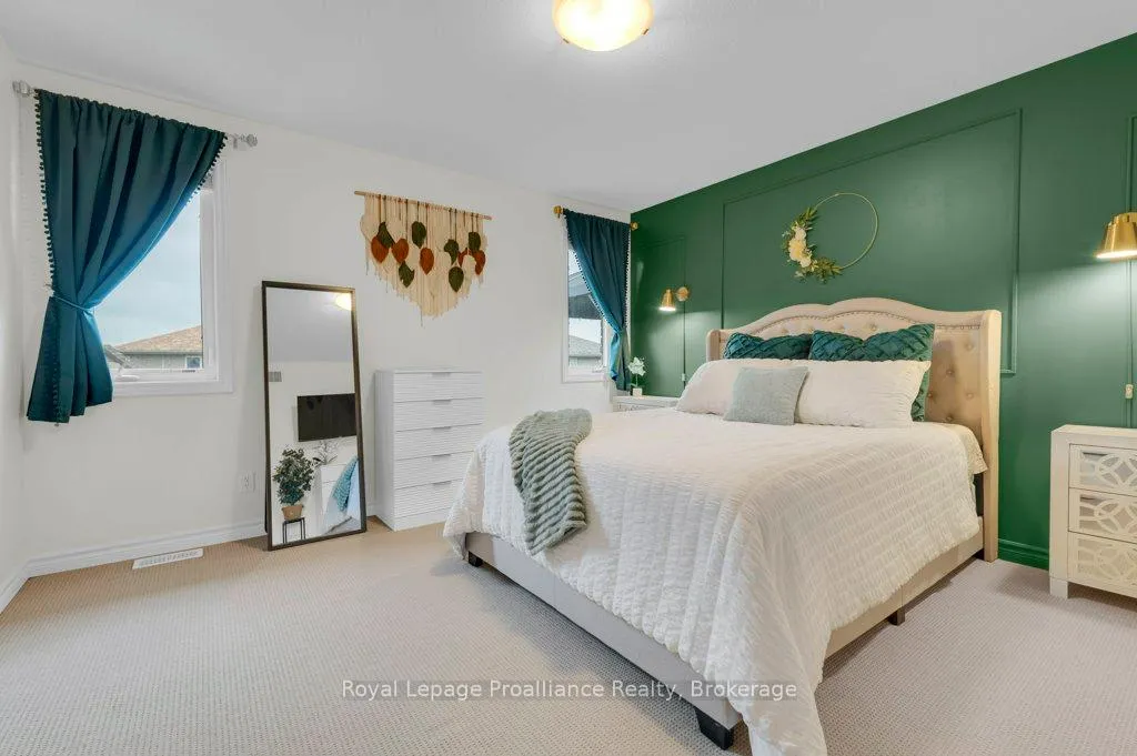 Photo 21 of 35 Ridgeview Lane, Quinte West, Sidney Ward — HOMEH