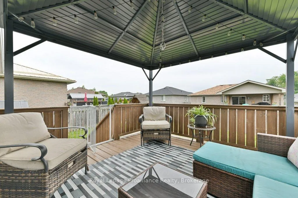 Photo 31 of 35 Ridgeview Lane, Quinte West, Sidney Ward — HOMEH