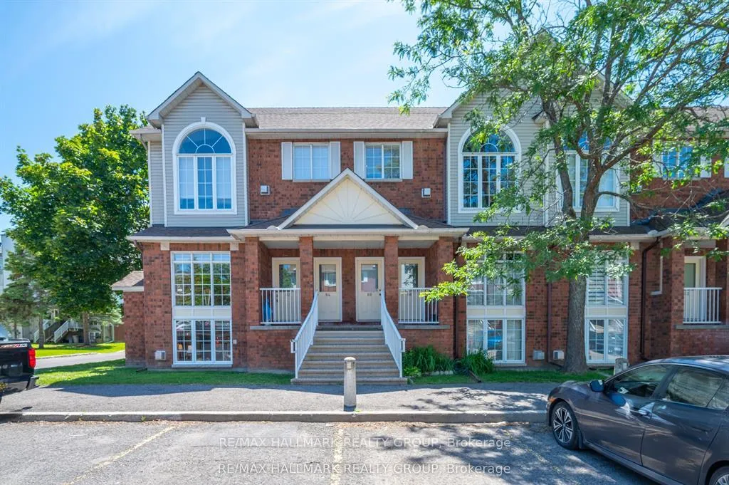 Photo 1 of 82 Briston Private, Ottawa, Hunt Club Park — HOMEH