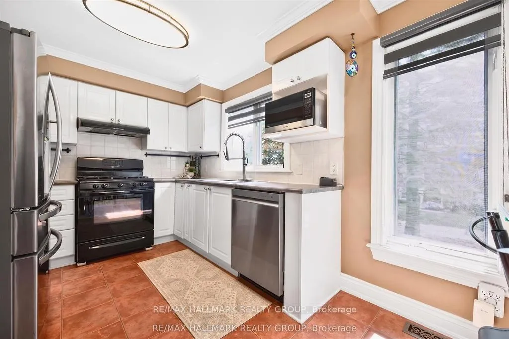 Photo 11 of 82 Briston Private, Ottawa, Hunt Club Park — HOMEH