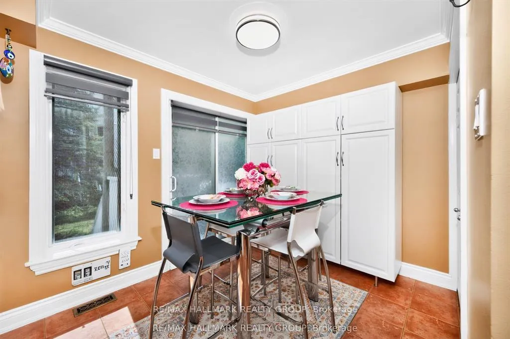 Photo 12 of 82 Briston Private, Ottawa, Hunt Club Park — HOMEH