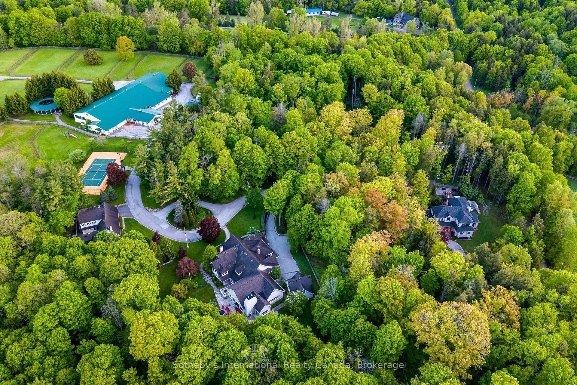 Photo 4 of 12800 8th Concession, King, Nobleton — HOMEH