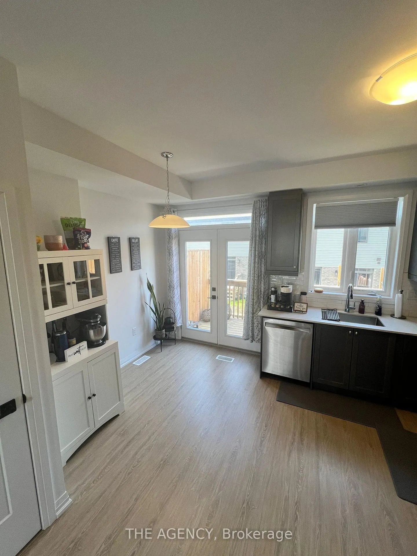 Photo 3 of Unit 55, 55 Tom Brown Drive, Brantford — HOMEH