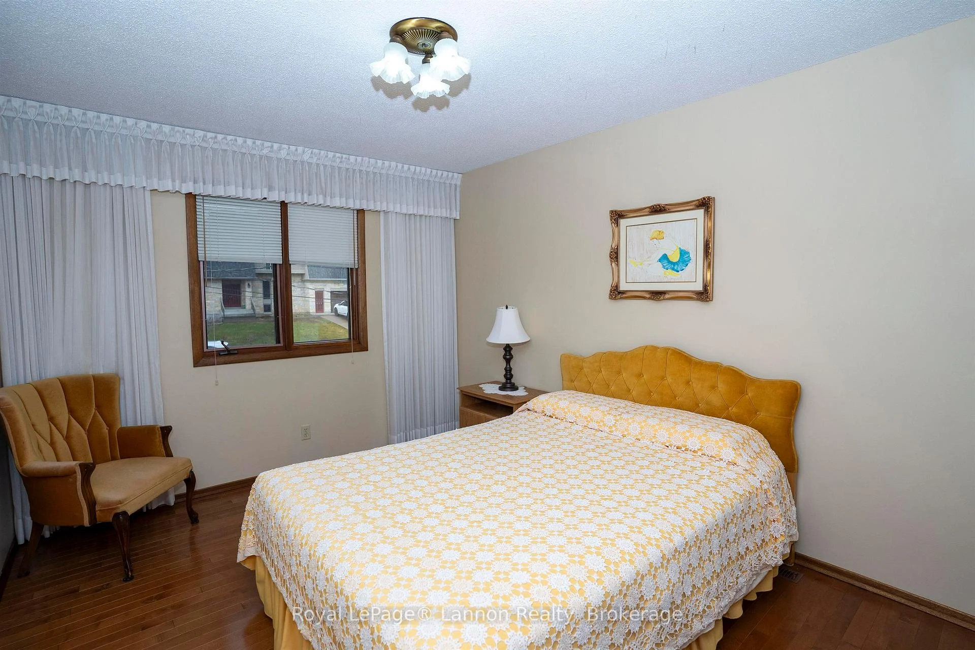 Photo 11 of 149 Masters Street, Thunder Bay, John Street North — HOMEH