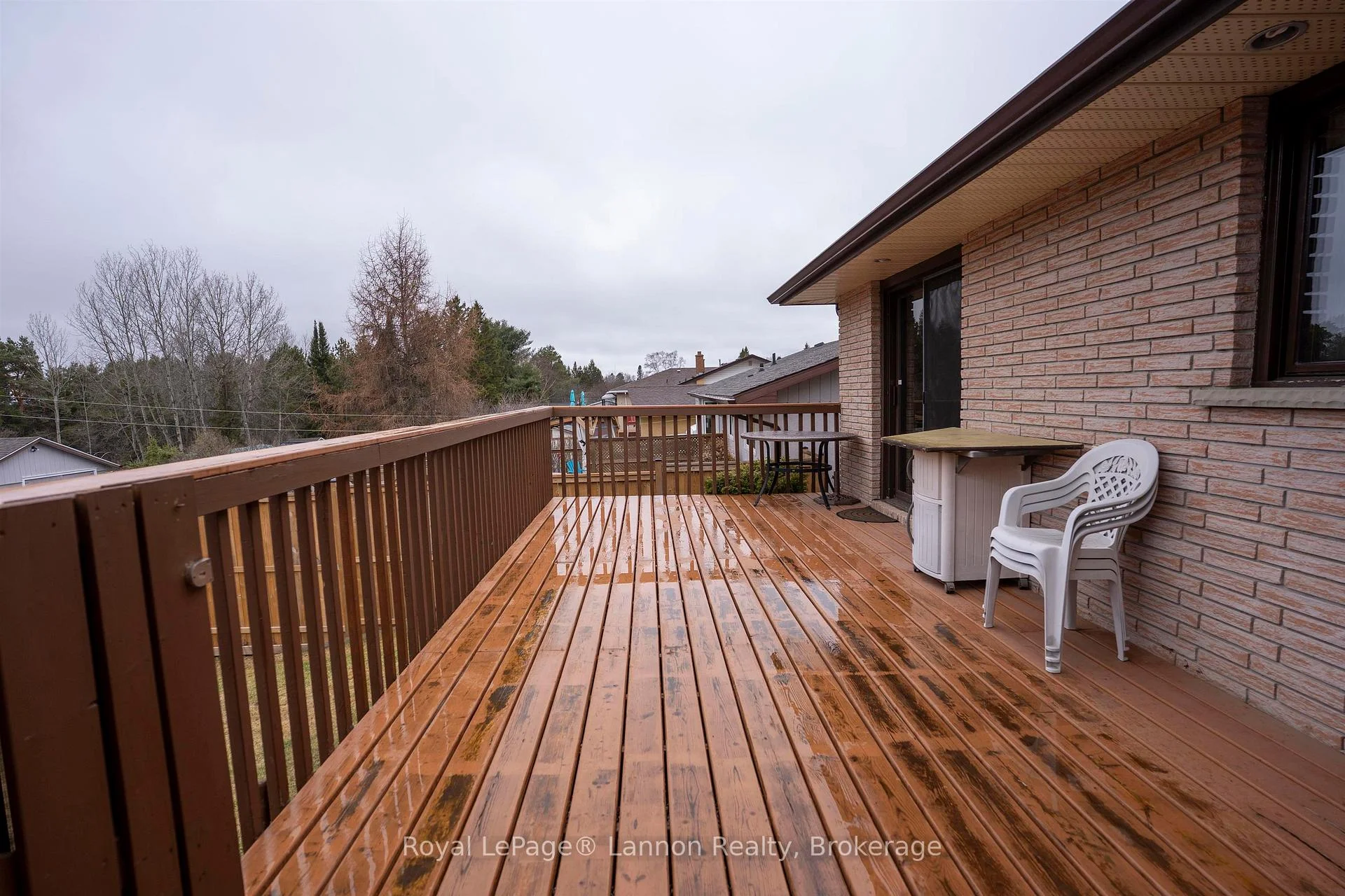 Photo 26 of 149 Masters Street, Thunder Bay, John Street North — HOMEH