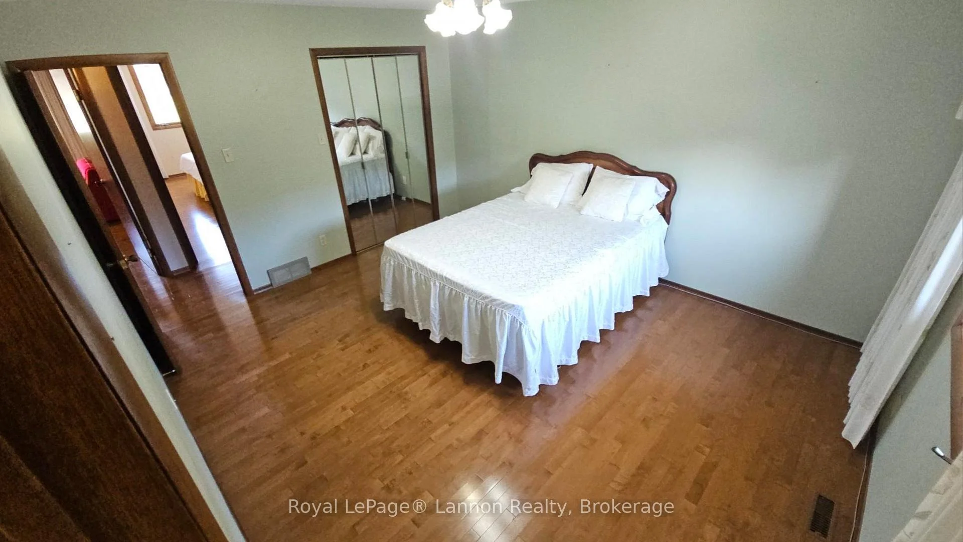 Photo 33 of 149 Masters Street, Thunder Bay, John Street North — HOMEH