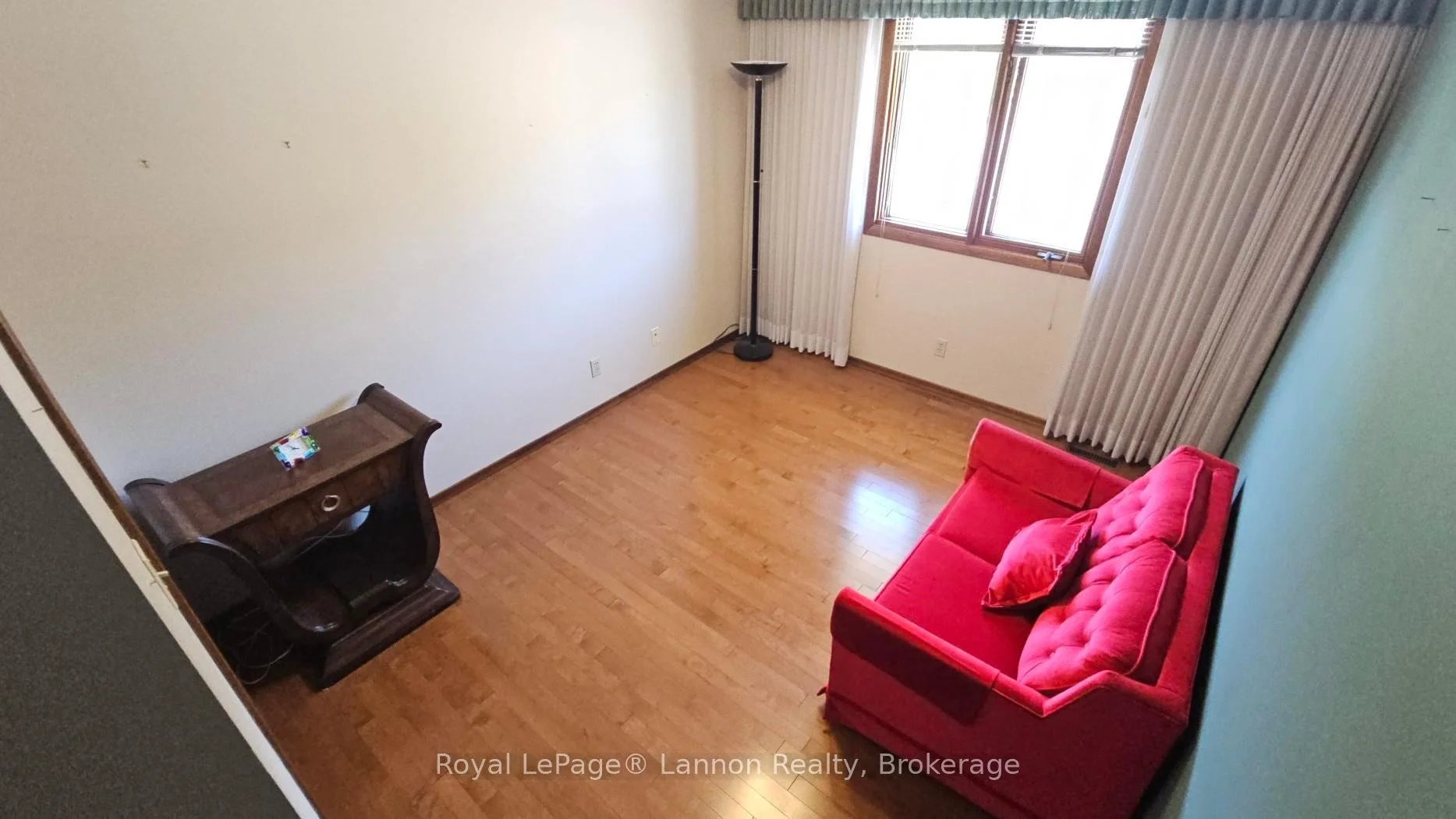 Photo 36 of 149 Masters Street, Thunder Bay, John Street North — HOMEH