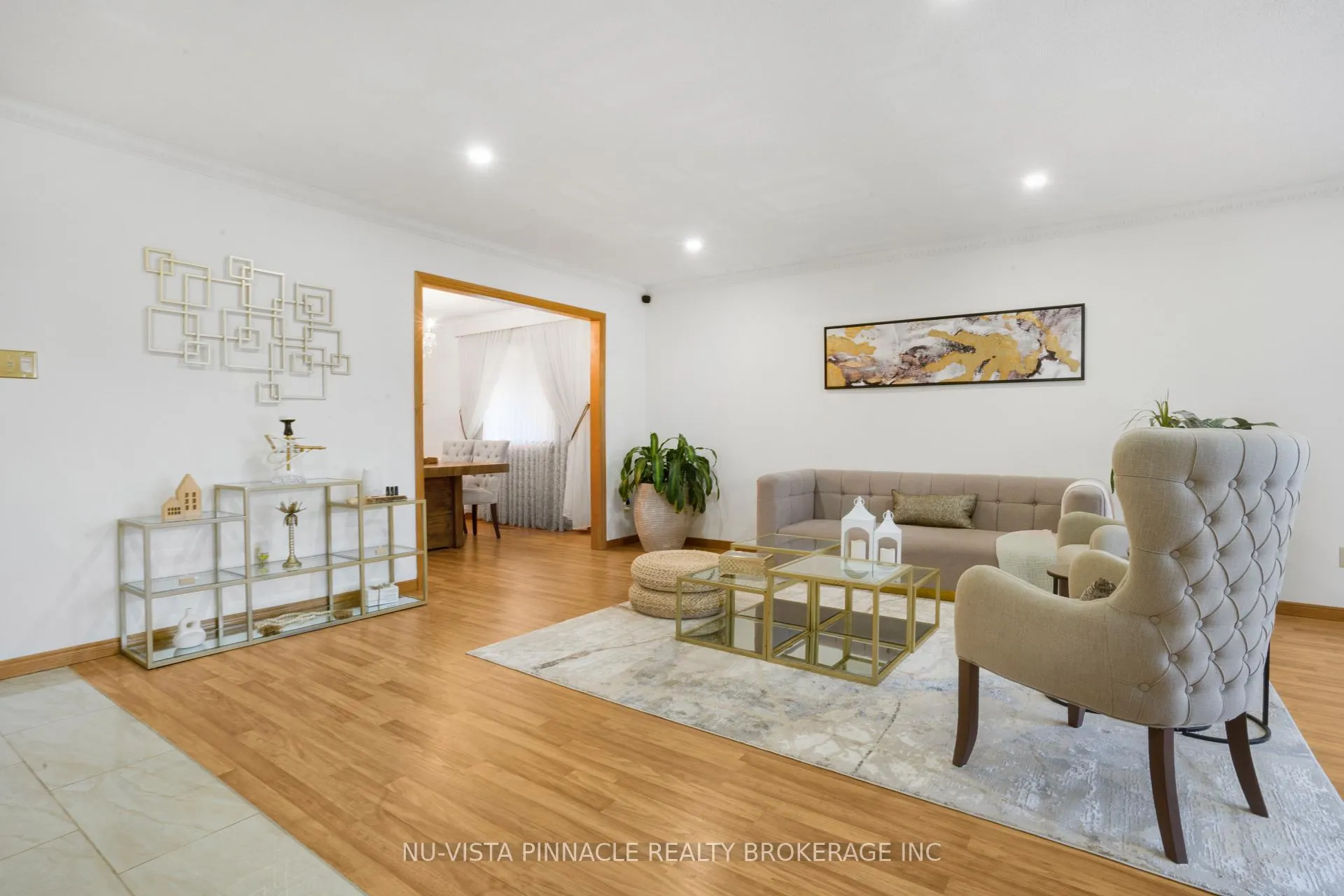 Photo 5 of 44 Golfdale Crescent, London, South Q — HOMEH