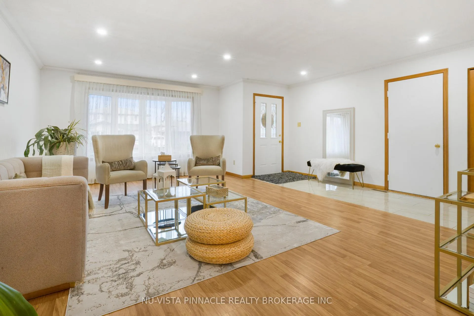 Photo 6 of 44 Golfdale Crescent, London, South Q — HOMEH
