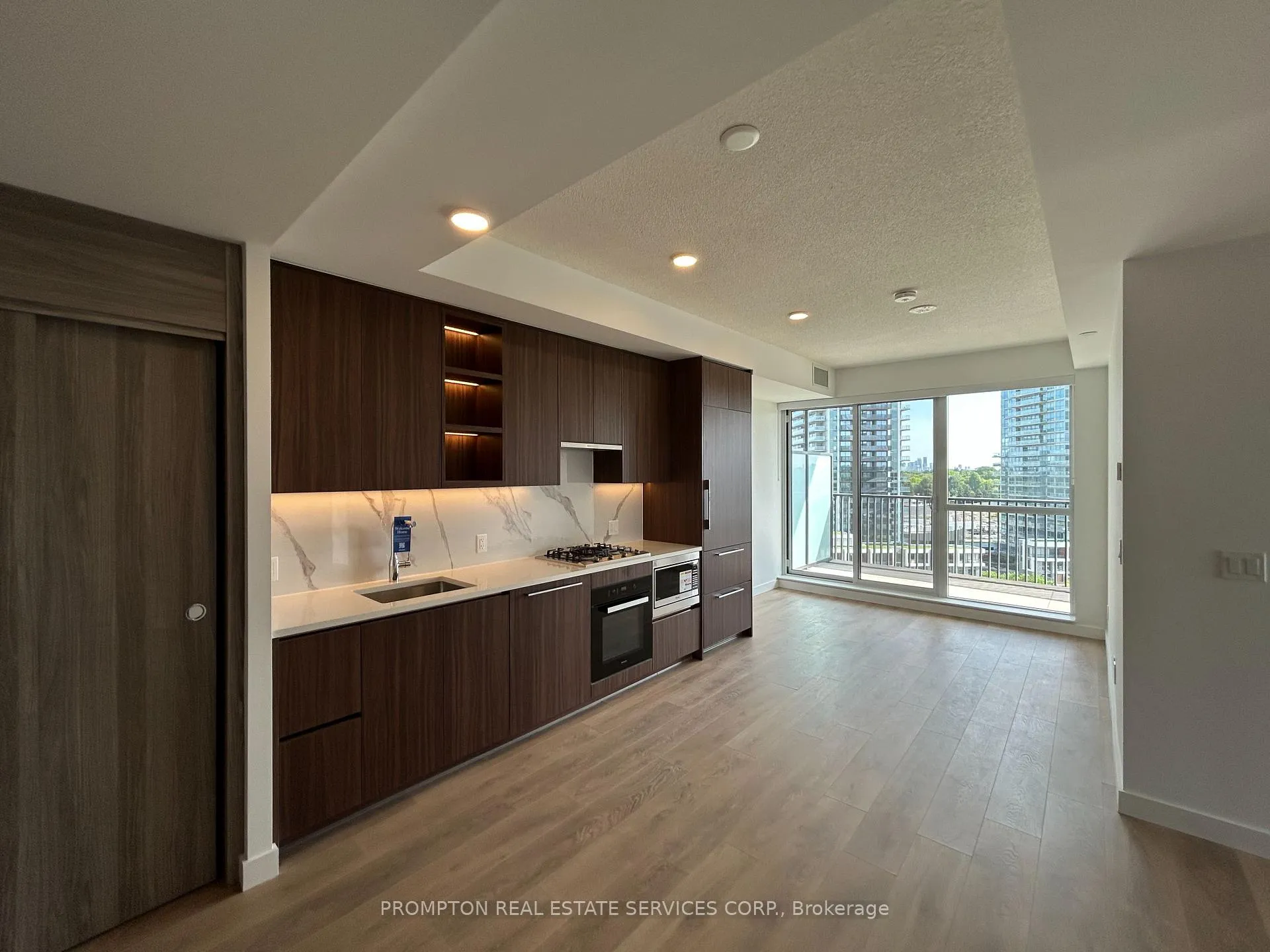 Photo 11 of Unit 1102, 18 Esther Shiner Boulevard, North York, Bayview Village — HOMEH