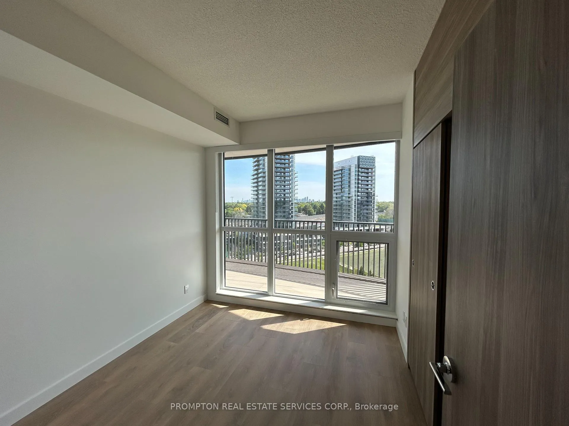 Photo 15 of Unit 1102, 18 Esther Shiner Boulevard, North York, Bayview Village — HOMEH