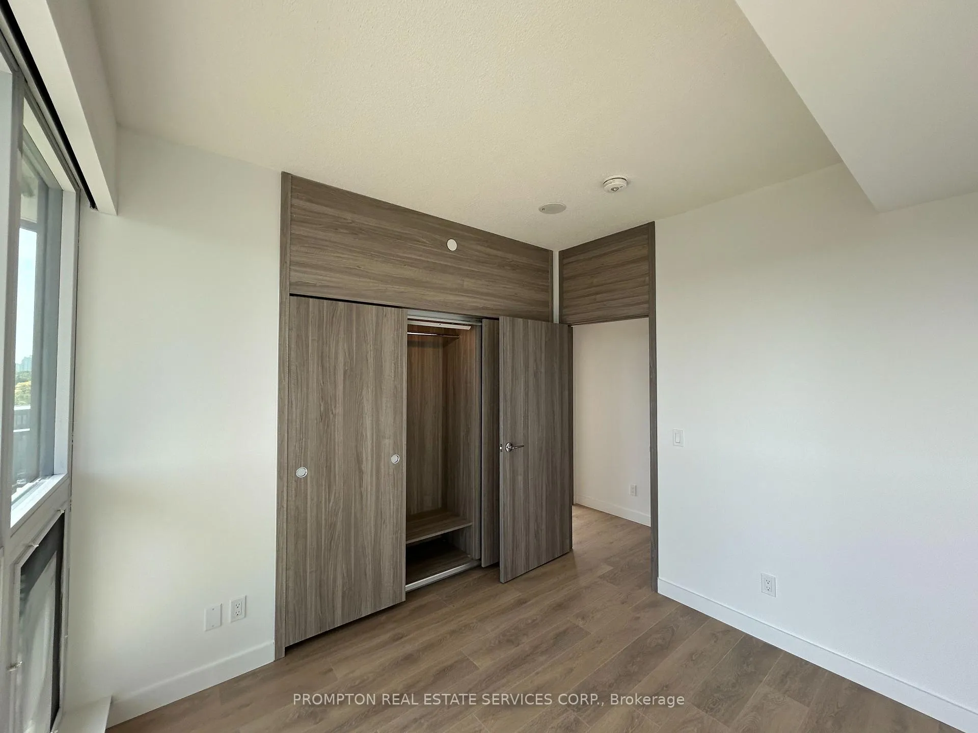Photo 16 of Unit 1102, 18 Esther Shiner Boulevard, North York, Bayview Village — HOMEH