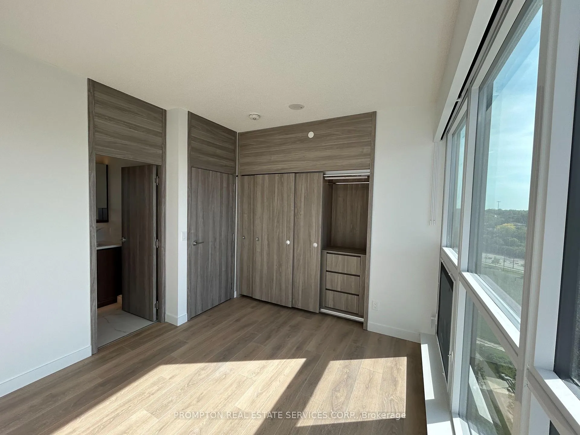 Photo 19 of Unit 1102, 18 Esther Shiner Boulevard, North York, Bayview Village — HOMEH