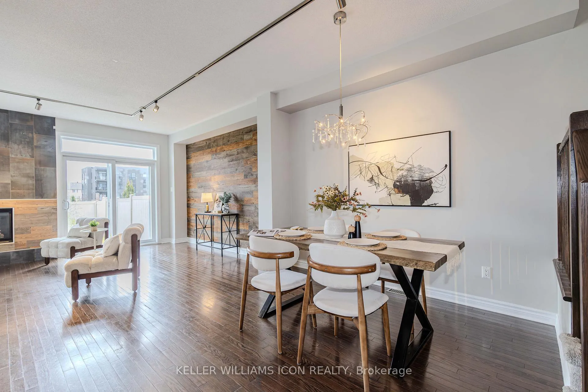 Photo 6 of 905 Whiteford Way, Ottawa, Kanata - Emerald Meadows/Trailwest — HOMEH