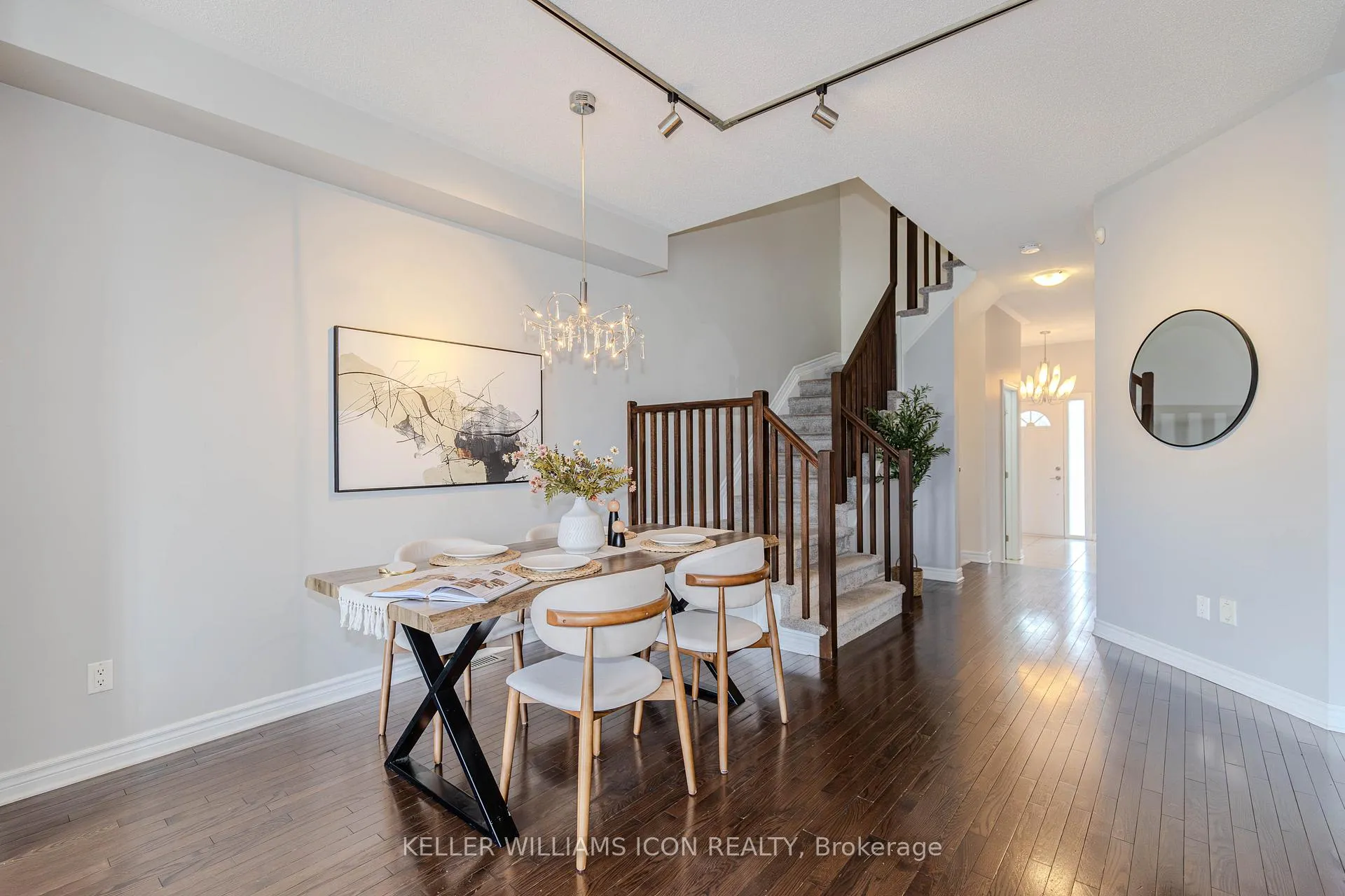 Photo 8 of 905 Whiteford Way, Ottawa, Kanata - Emerald Meadows/Trailwest — HOMEH