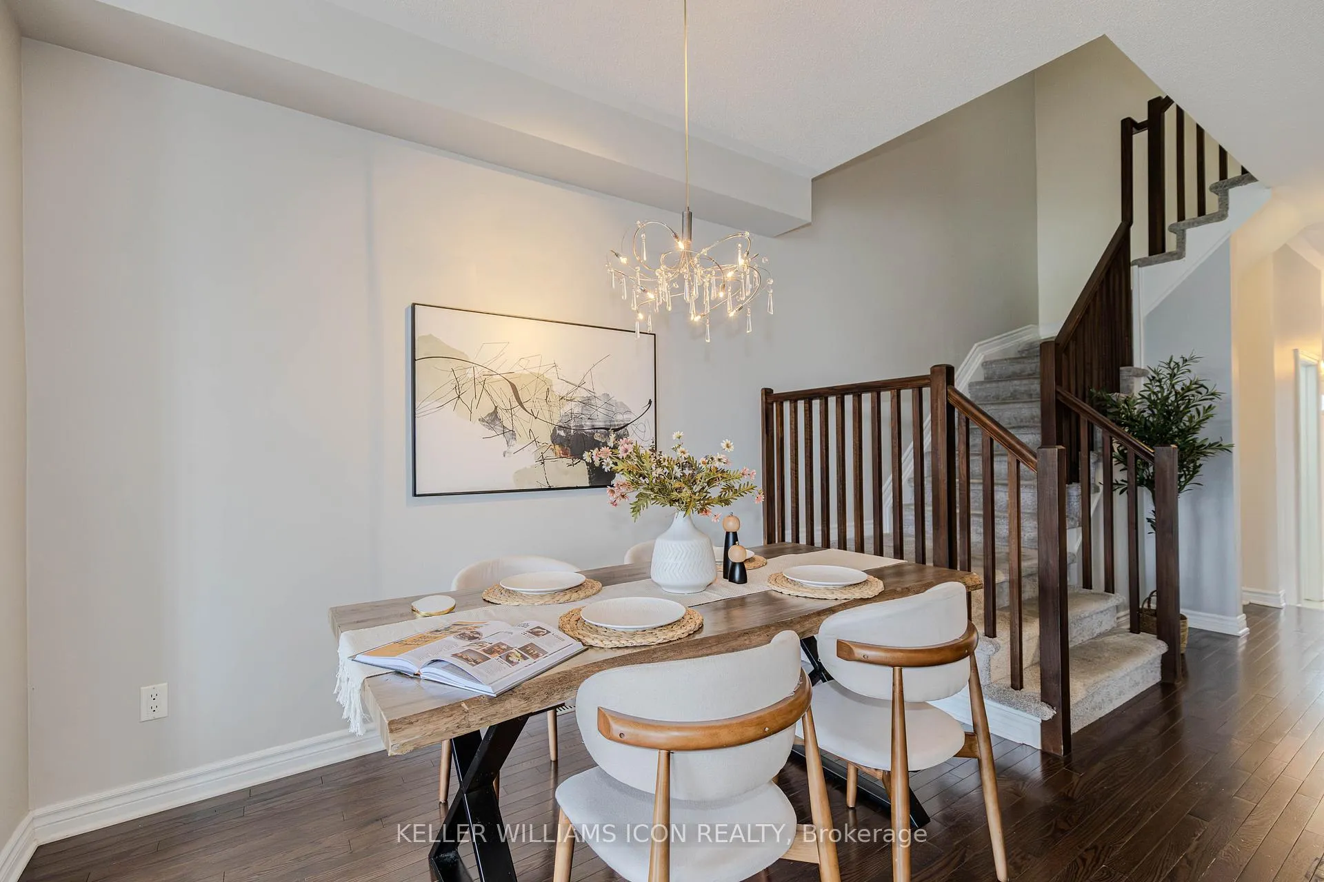 Photo 9 of 905 Whiteford Way, Ottawa, Kanata - Emerald Meadows/Trailwest — HOMEH