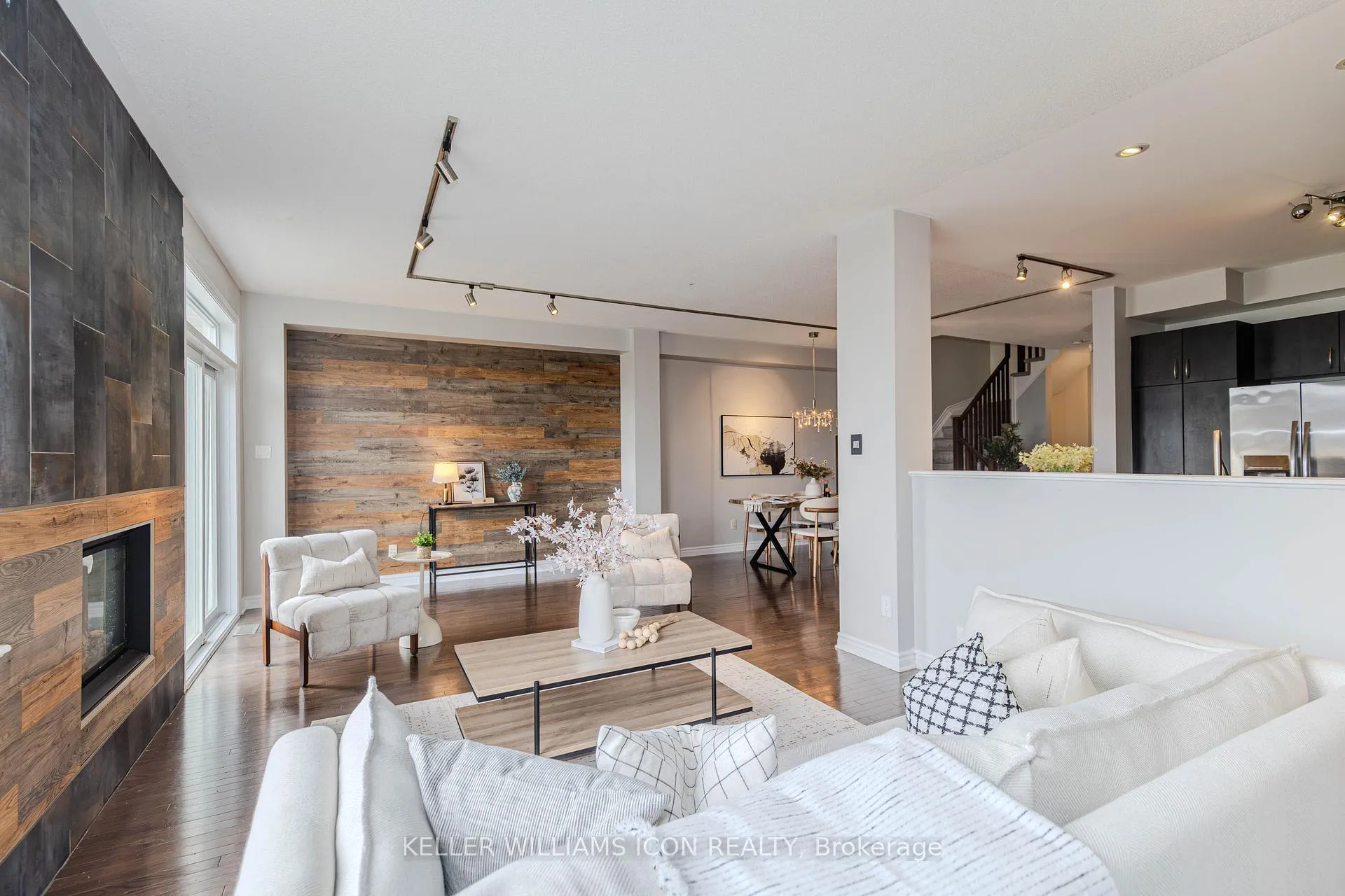 Photo 15 of 905 Whiteford Way, Ottawa, Kanata - Emerald Meadows/Trailwest — HOMEH