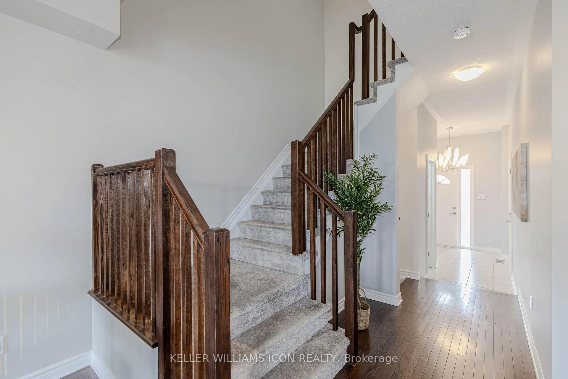 Photo 17 of 905 Whiteford Way, Ottawa, Kanata - Emerald Meadows/Trailwest — HOMEH