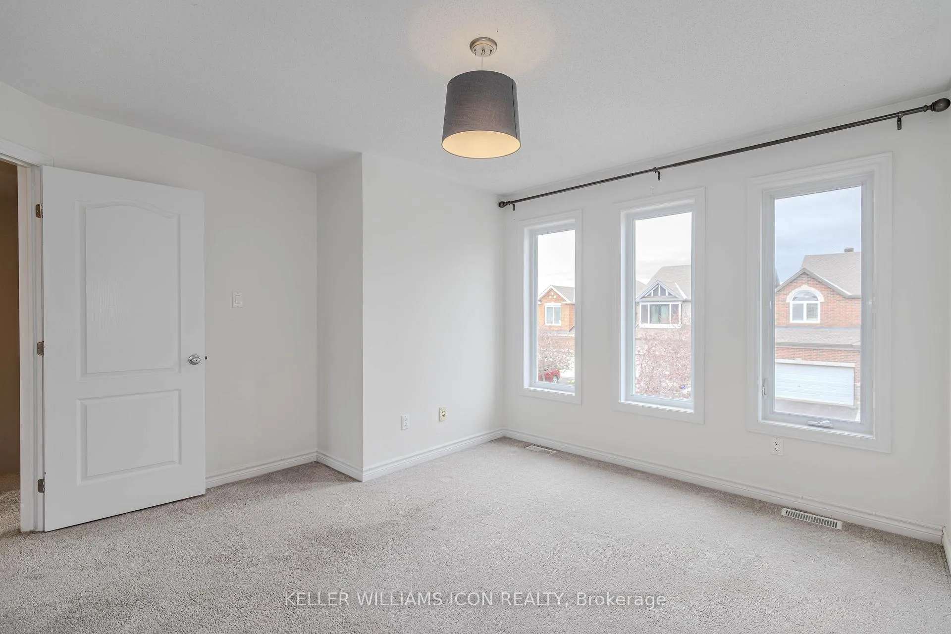 Photo 28 of 905 Whiteford Way, Ottawa, Kanata - Emerald Meadows/Trailwest — HOMEH