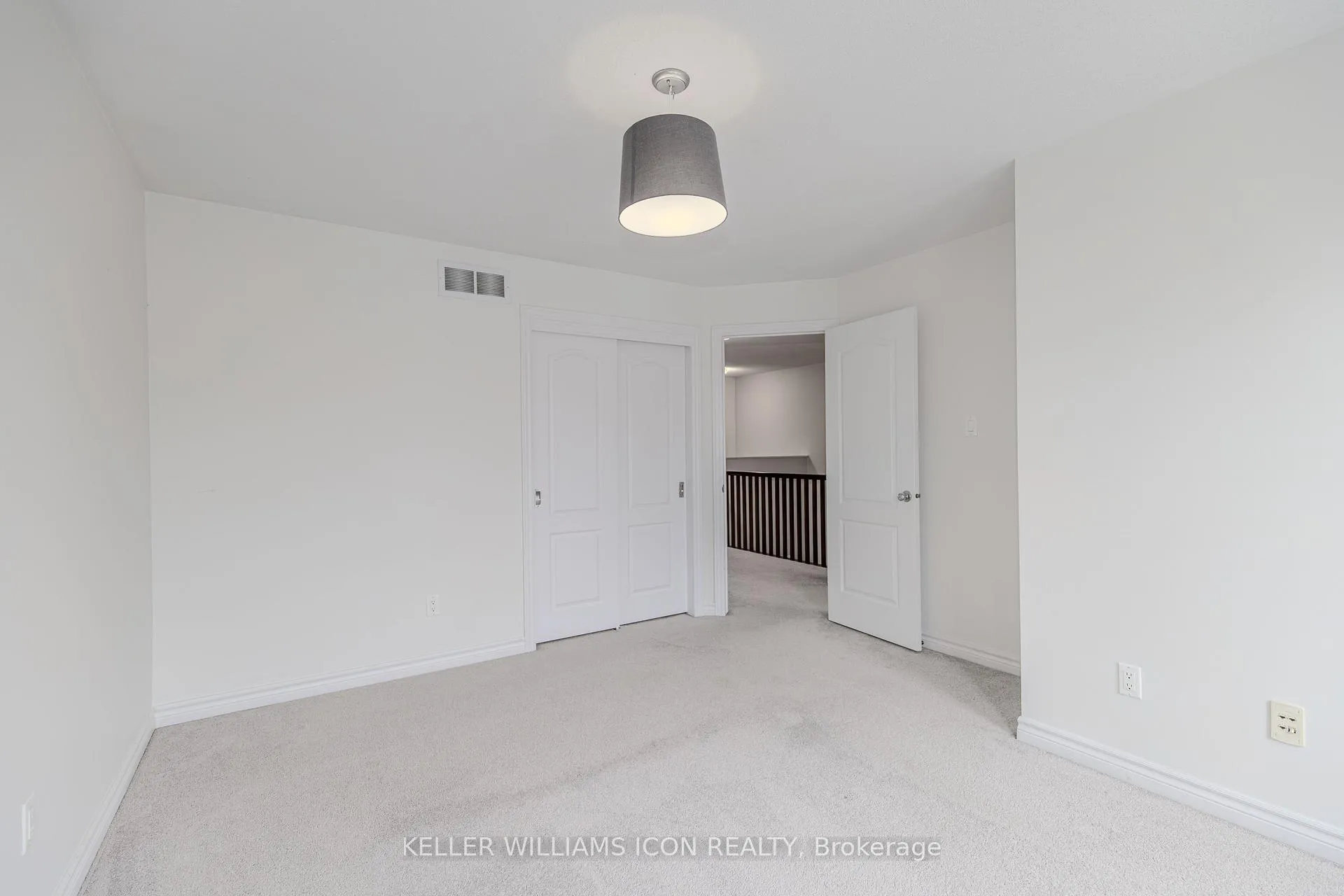 Photo 29 of 905 Whiteford Way, Ottawa, Kanata - Emerald Meadows/Trailwest — HOMEH