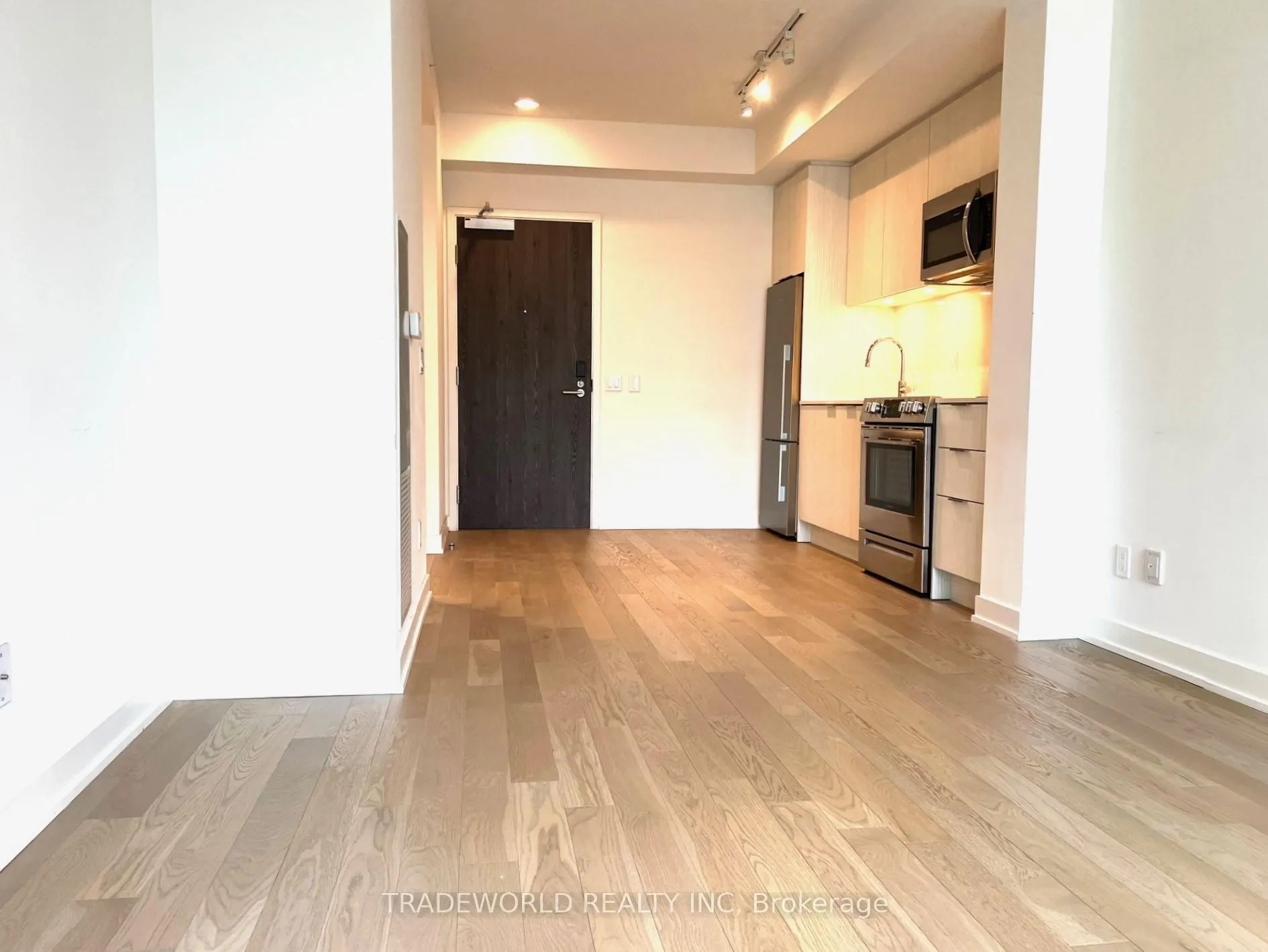 Photo 2 of Unit 2307, 25 Richmond Street E, Toronto, Church-Yonge Corridor — HOMEH