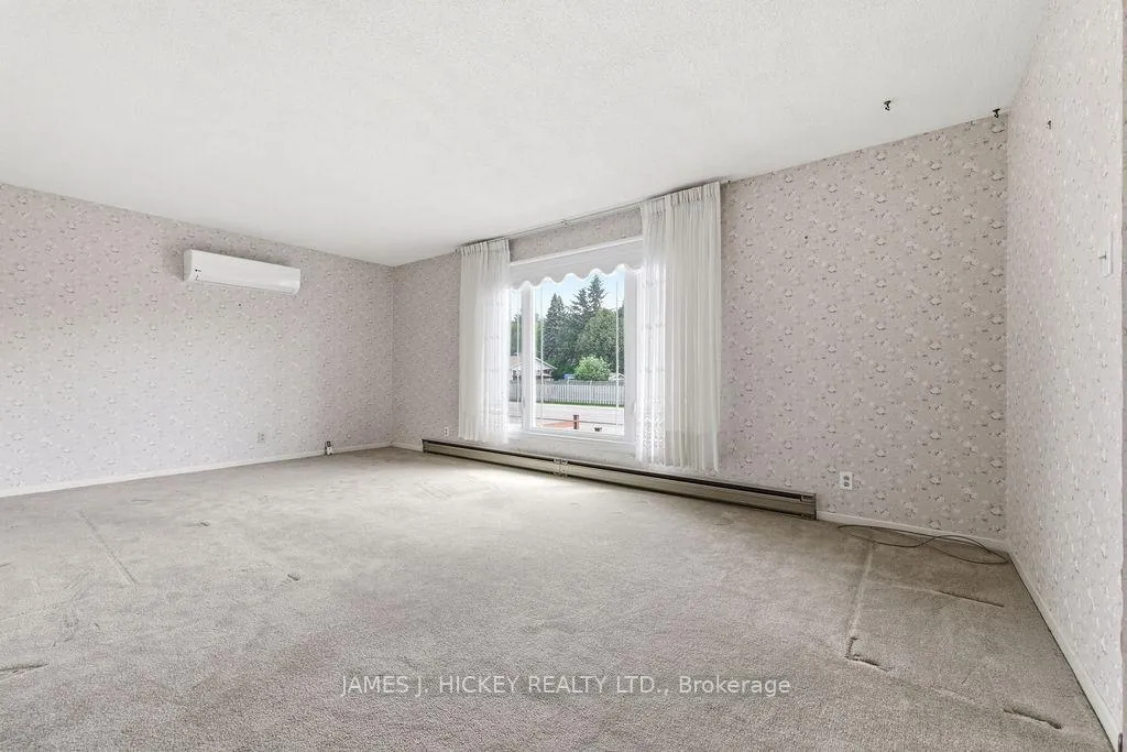 Photo 12 of 72 Herman Street, Petawawa — HOMEH