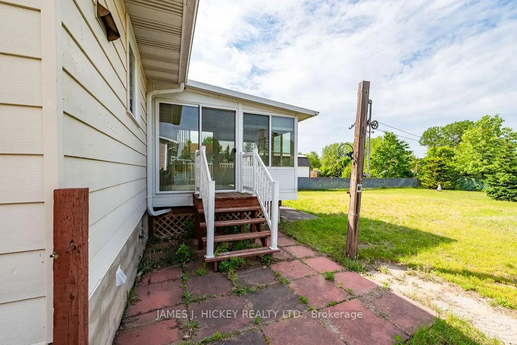 Photo 42 of 72 Herman Street, Petawawa — HOMEH