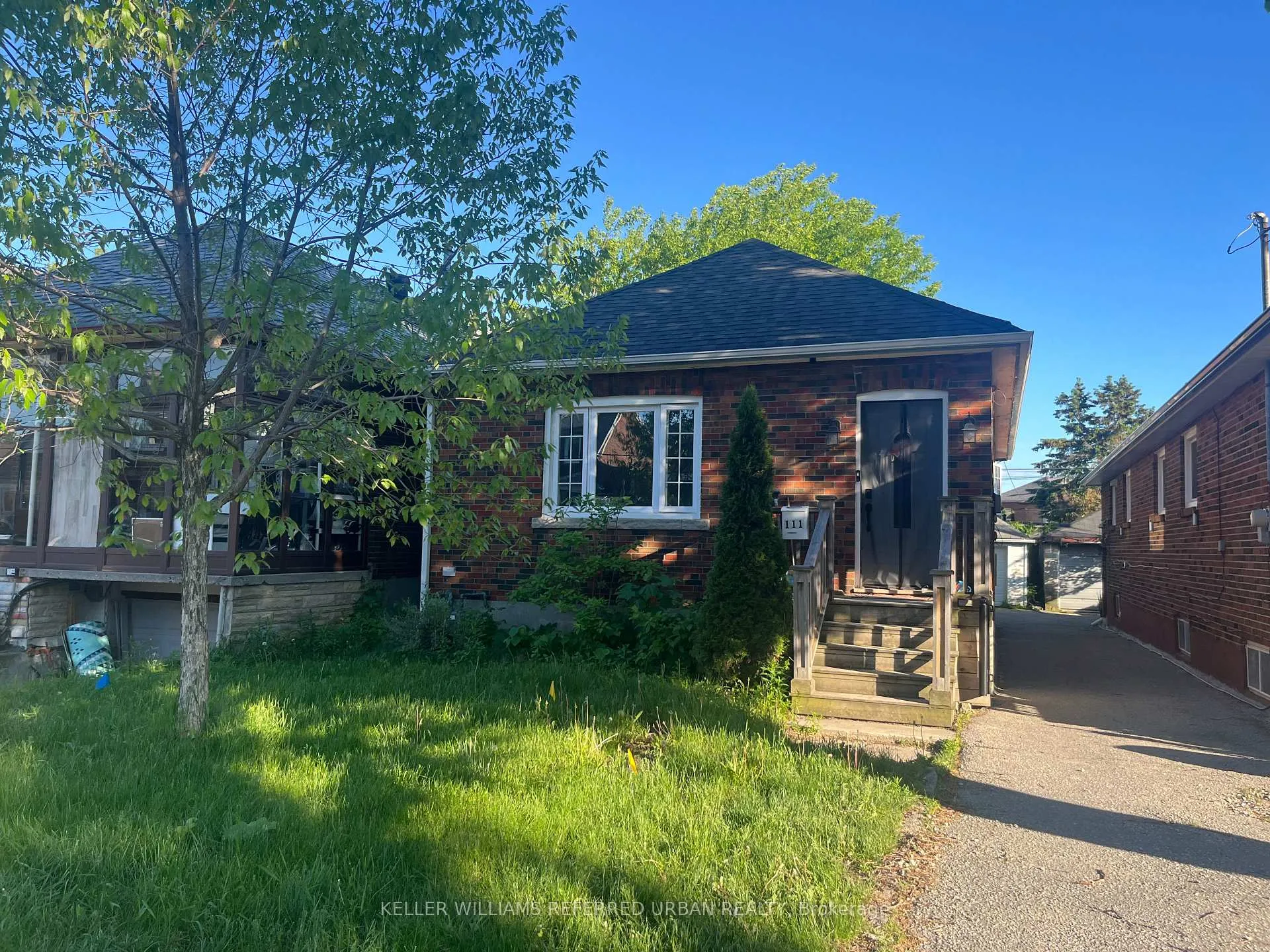 Front of Unit Main Floor, 111 Clovelly Avenue