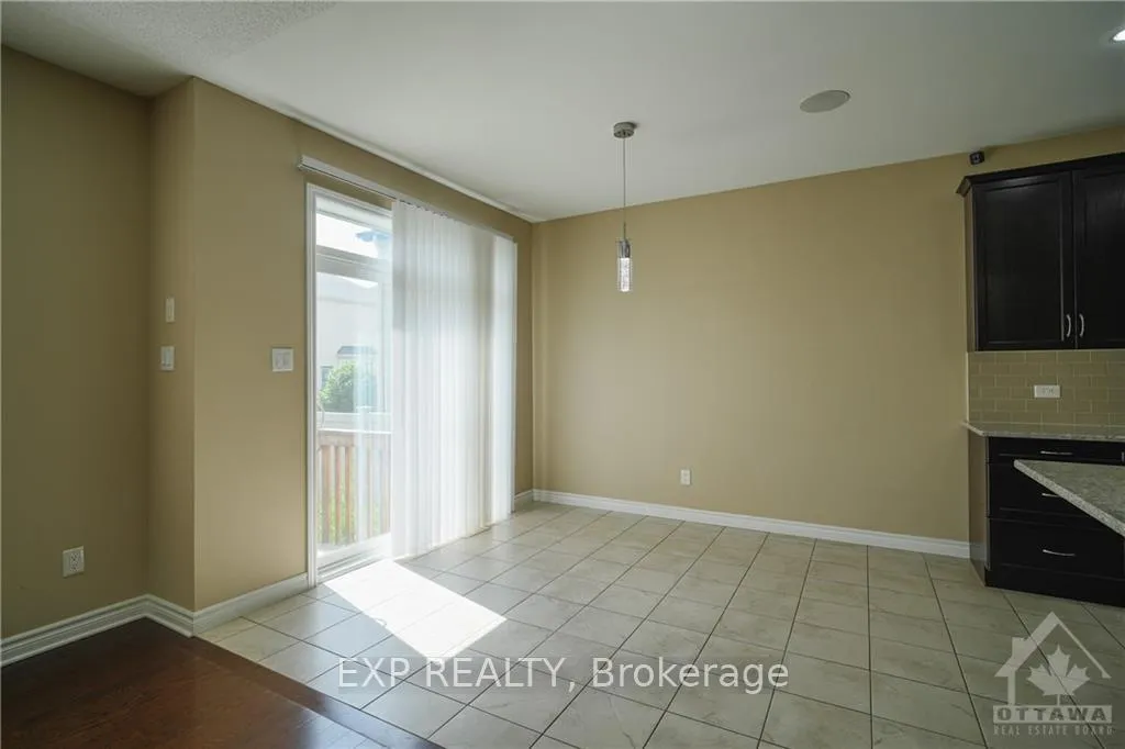 Photo 8 of 321 Percheron Way, Ottawa, Kanata - Emerald Meadows/Trailwest — HOMEH