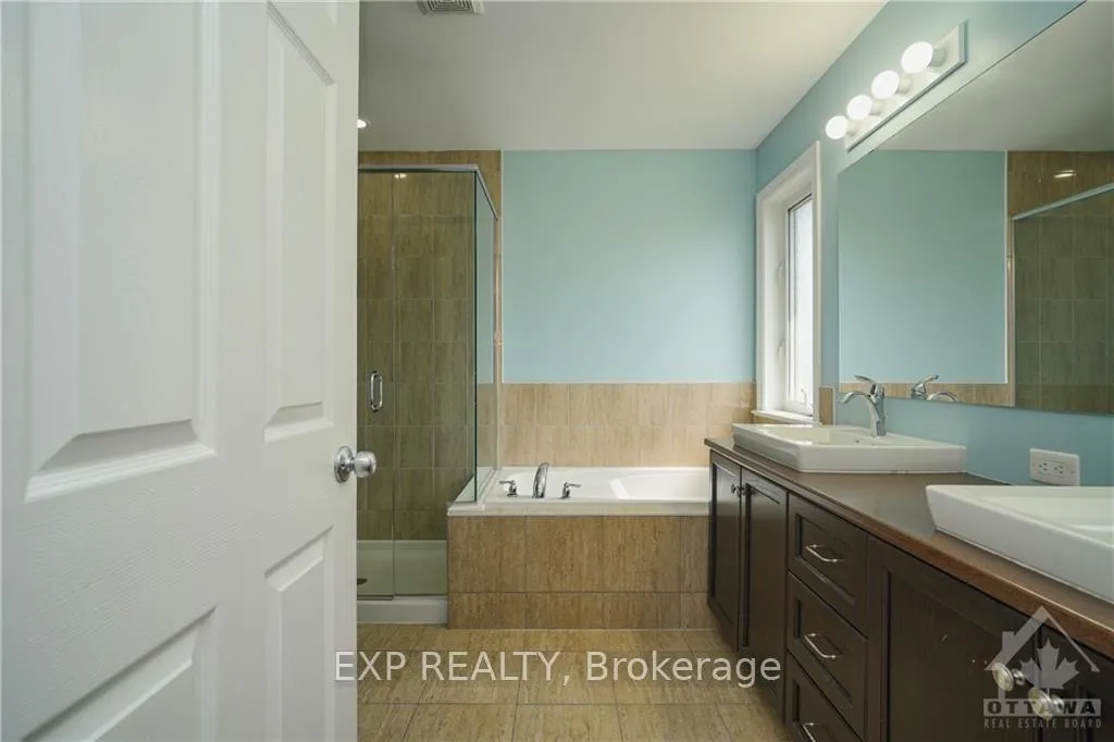 Photo 19 of 321 Percheron Way, Ottawa, Kanata - Emerald Meadows/Trailwest — HOMEH