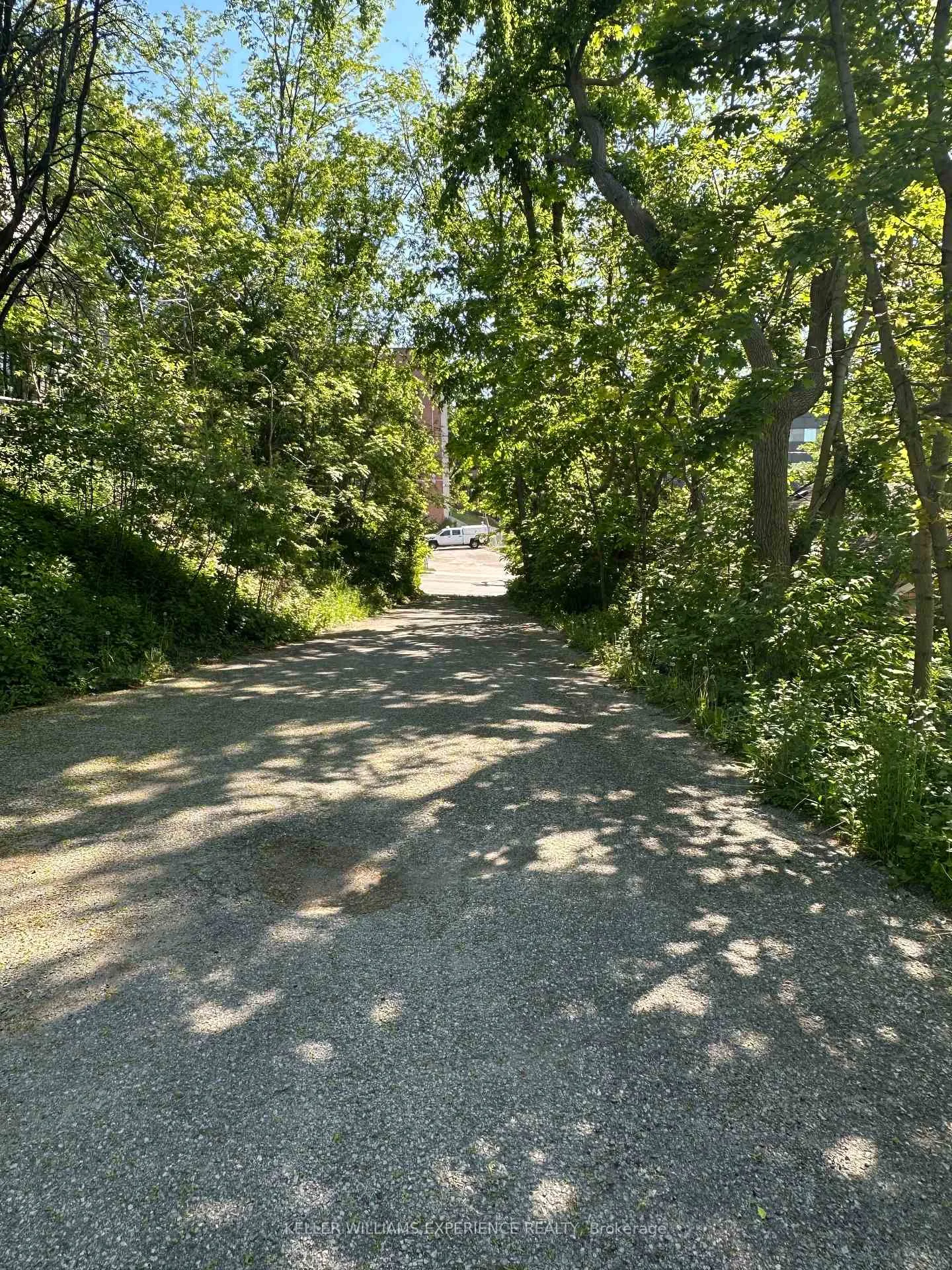 Photo 22 of 116 Maple Avenue, Barrie, Queen's Park — HOMEH