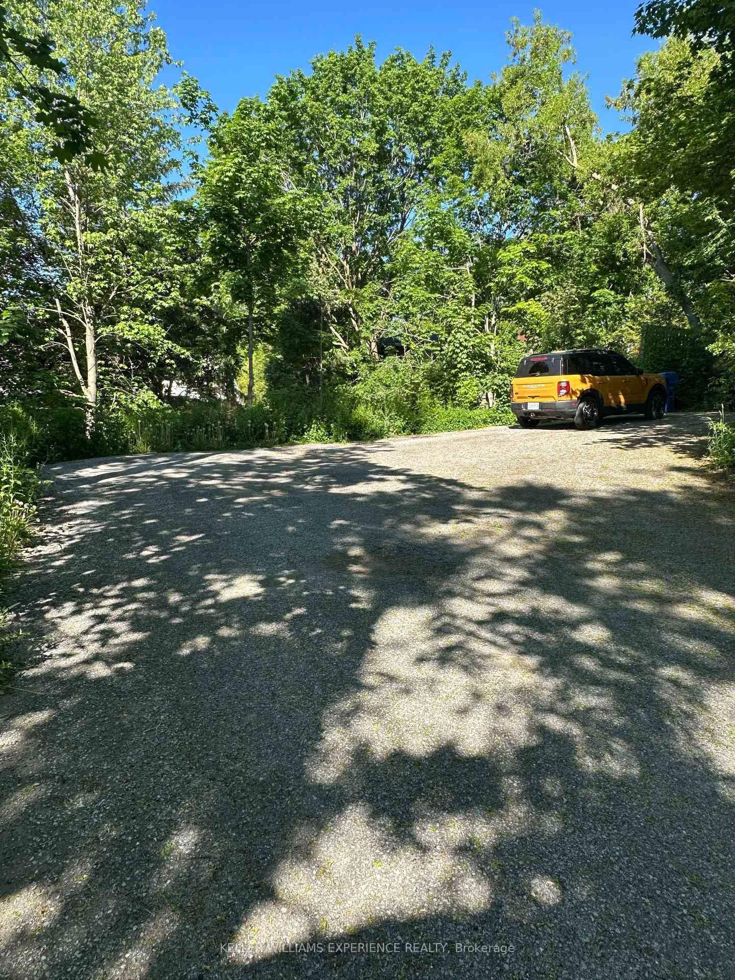 Photo 23 of 116 Maple Avenue, Barrie, Queen's Park — HOMEH