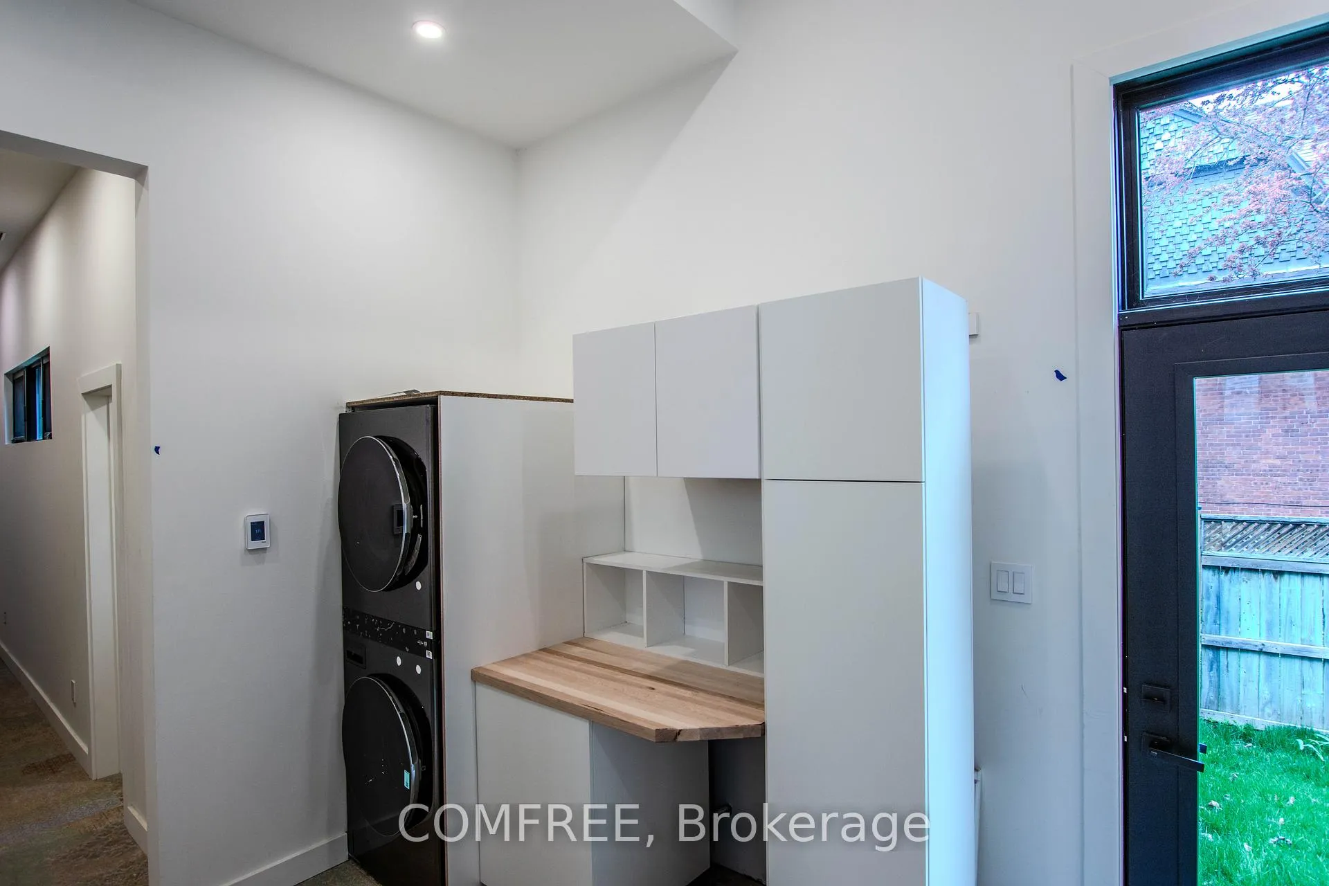 Photo 16 of 169 Second Street, Collingwood — HOMEH