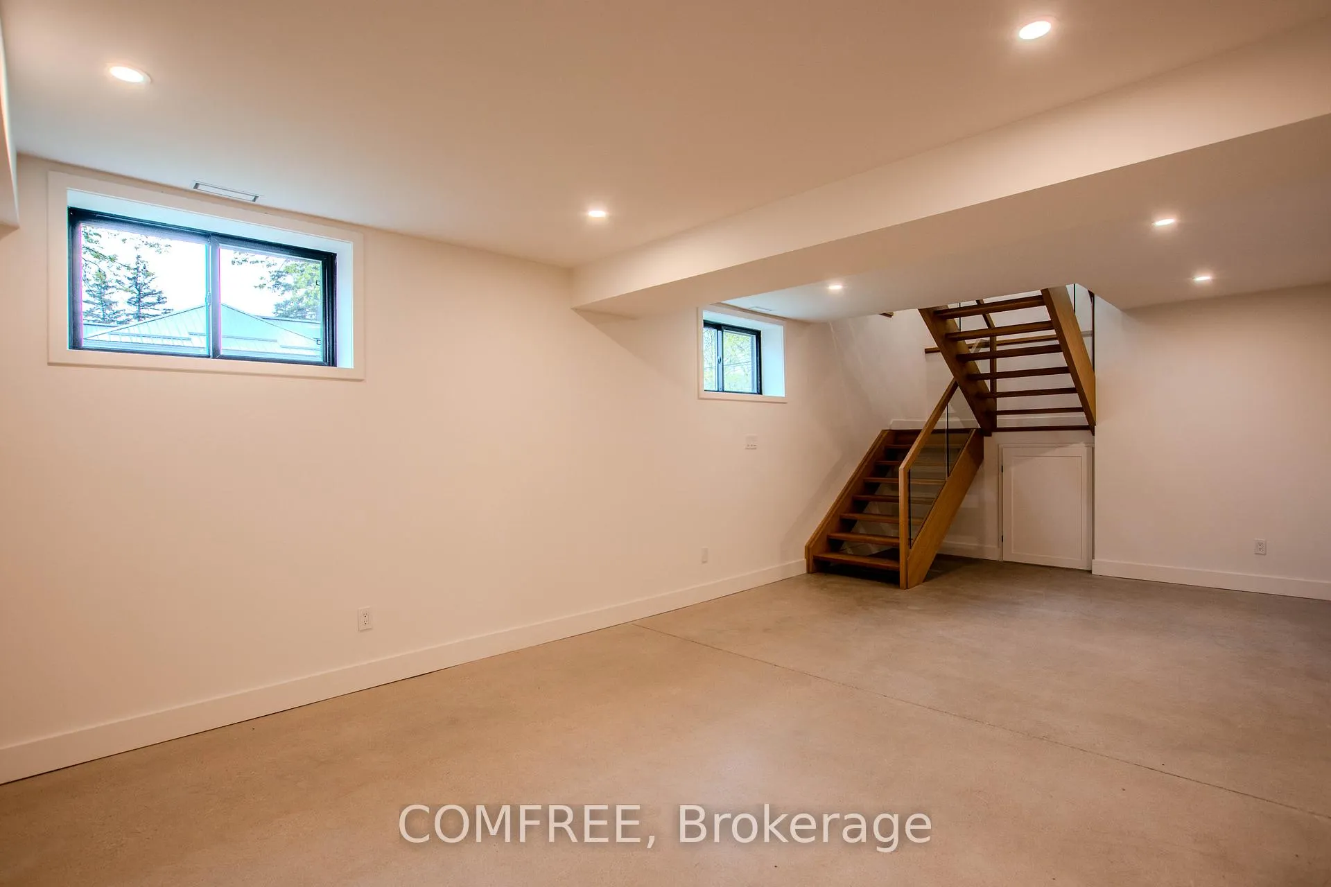 Photo 40 of 169 Second Street, Collingwood — HOMEH