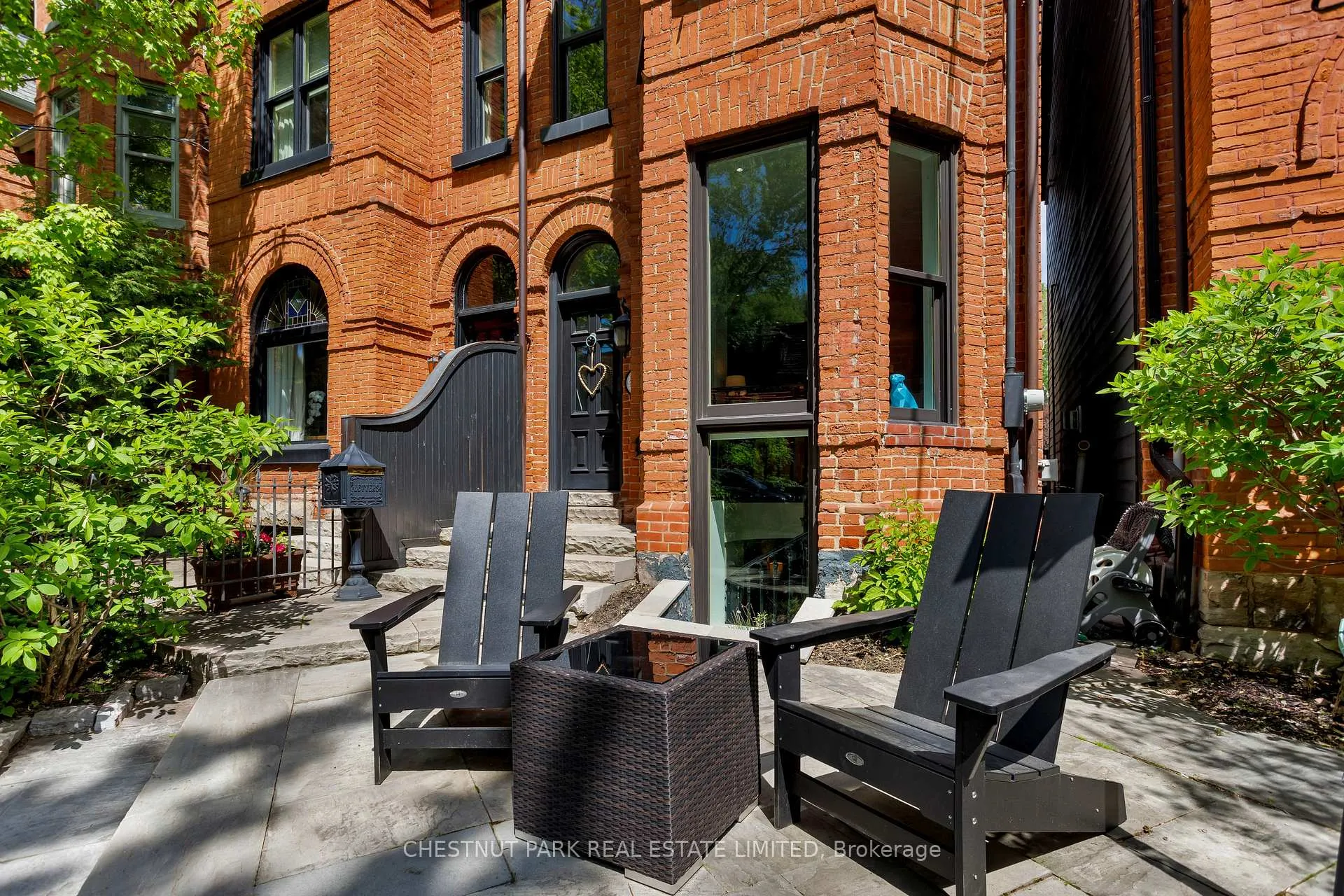 Photo 3 of 466 Wellesley Street E, Toronto, Cabbagetown-South St. James Town — HOMEH
