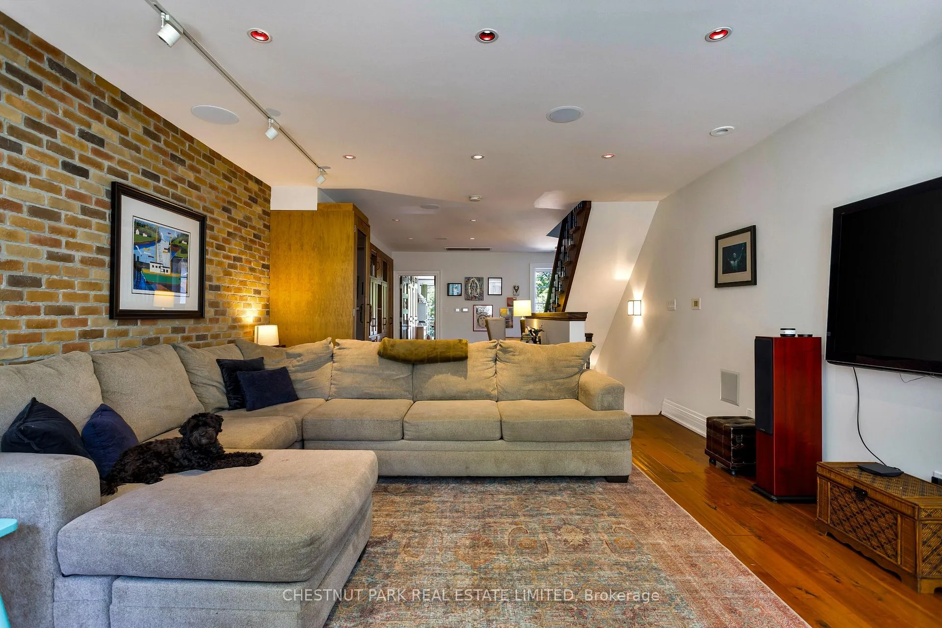 Photo 19 of 466 Wellesley Street E, Toronto, Cabbagetown-South St. James Town — HOMEH