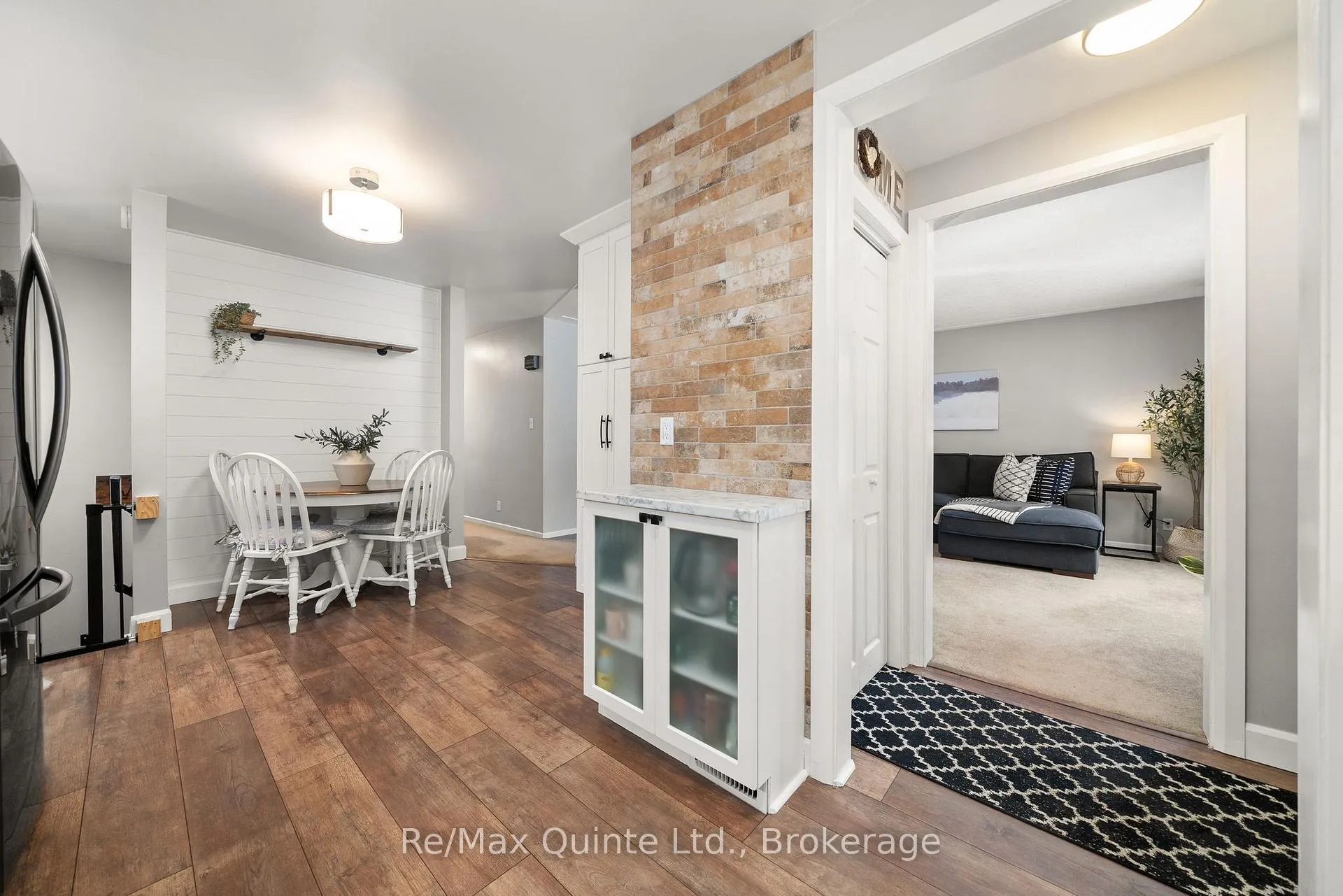 Photo 9 of 106 Glendale Road, Belleville, Belleville Ward — HOMEH